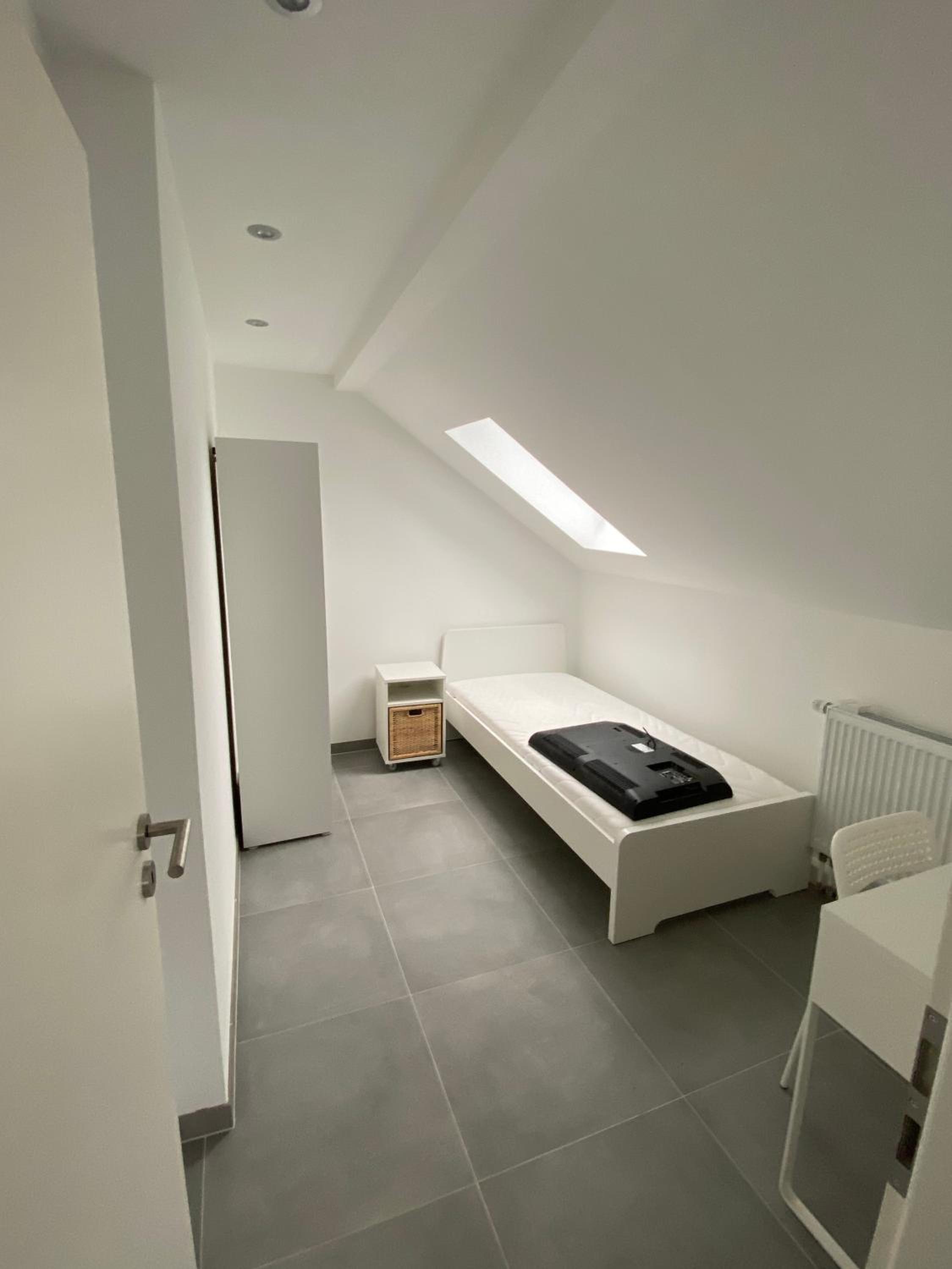 Three-Bedroom Apartment photo 3
