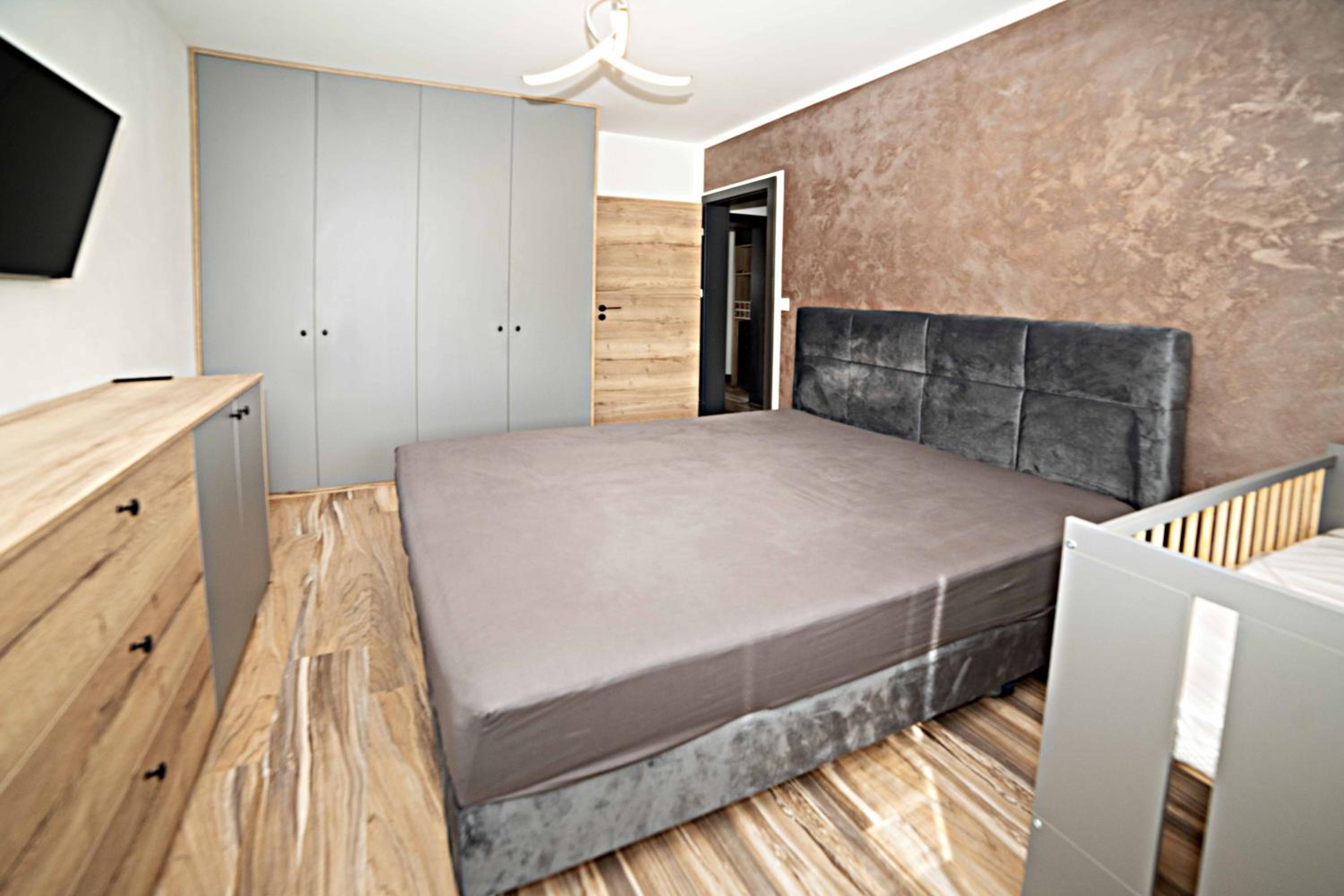 Two-Bedroom Apartment photo 2
