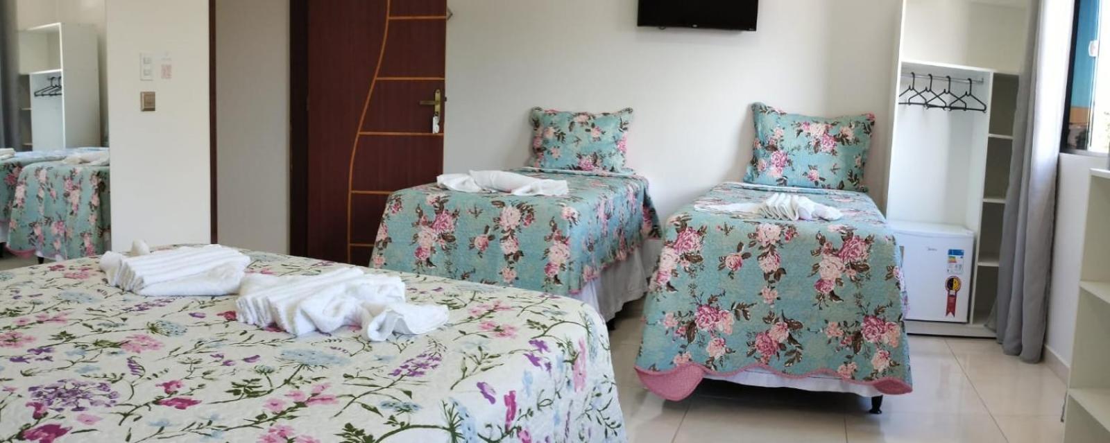 Standard Family Room - Photo 6
