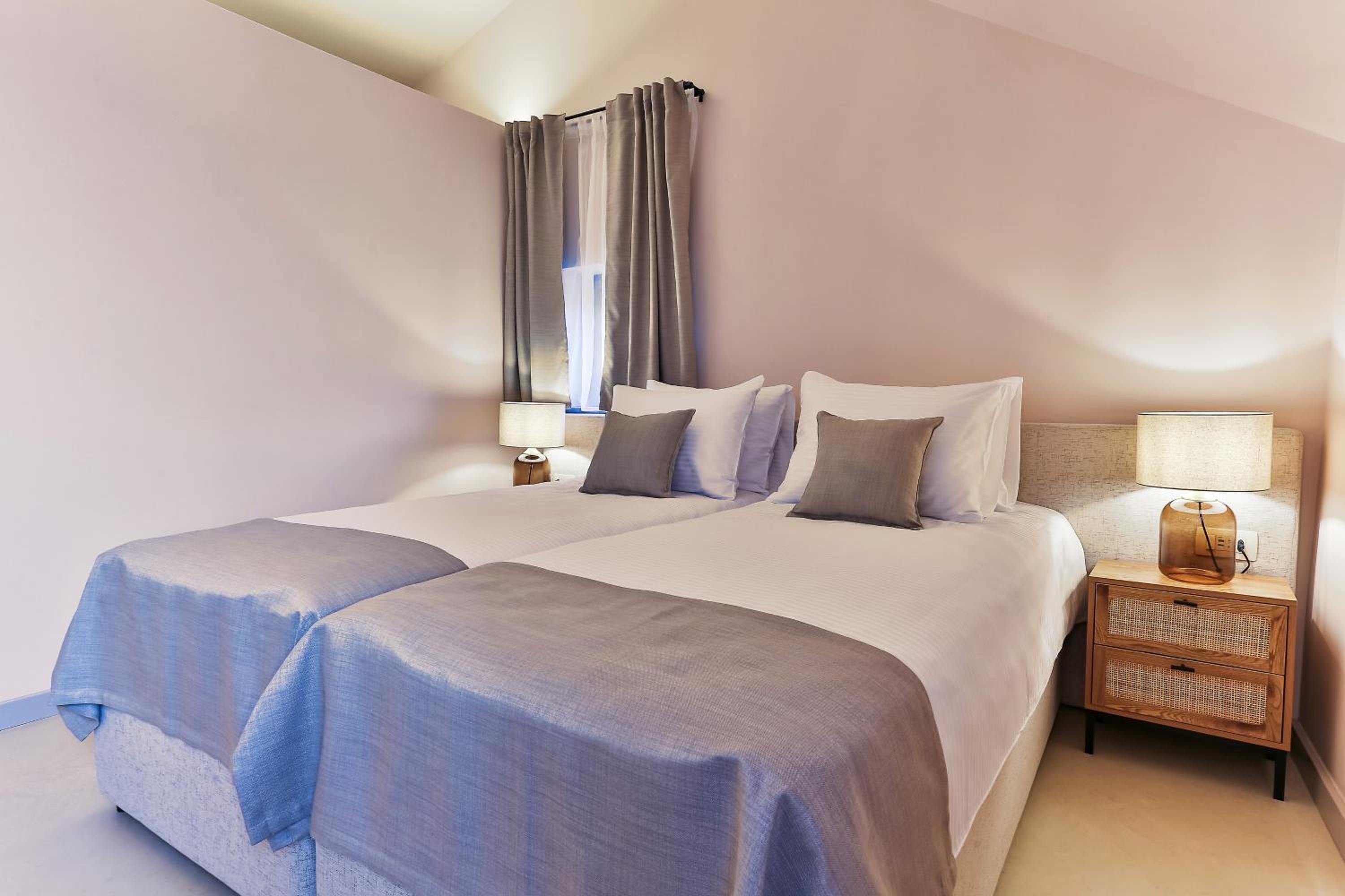 Standard Double Room photo 3