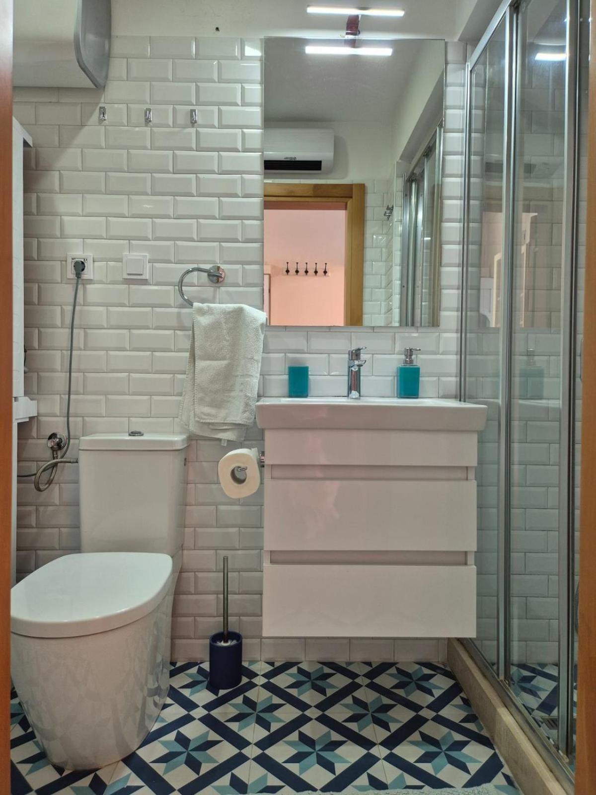 Deluxe Family Suite photo 3