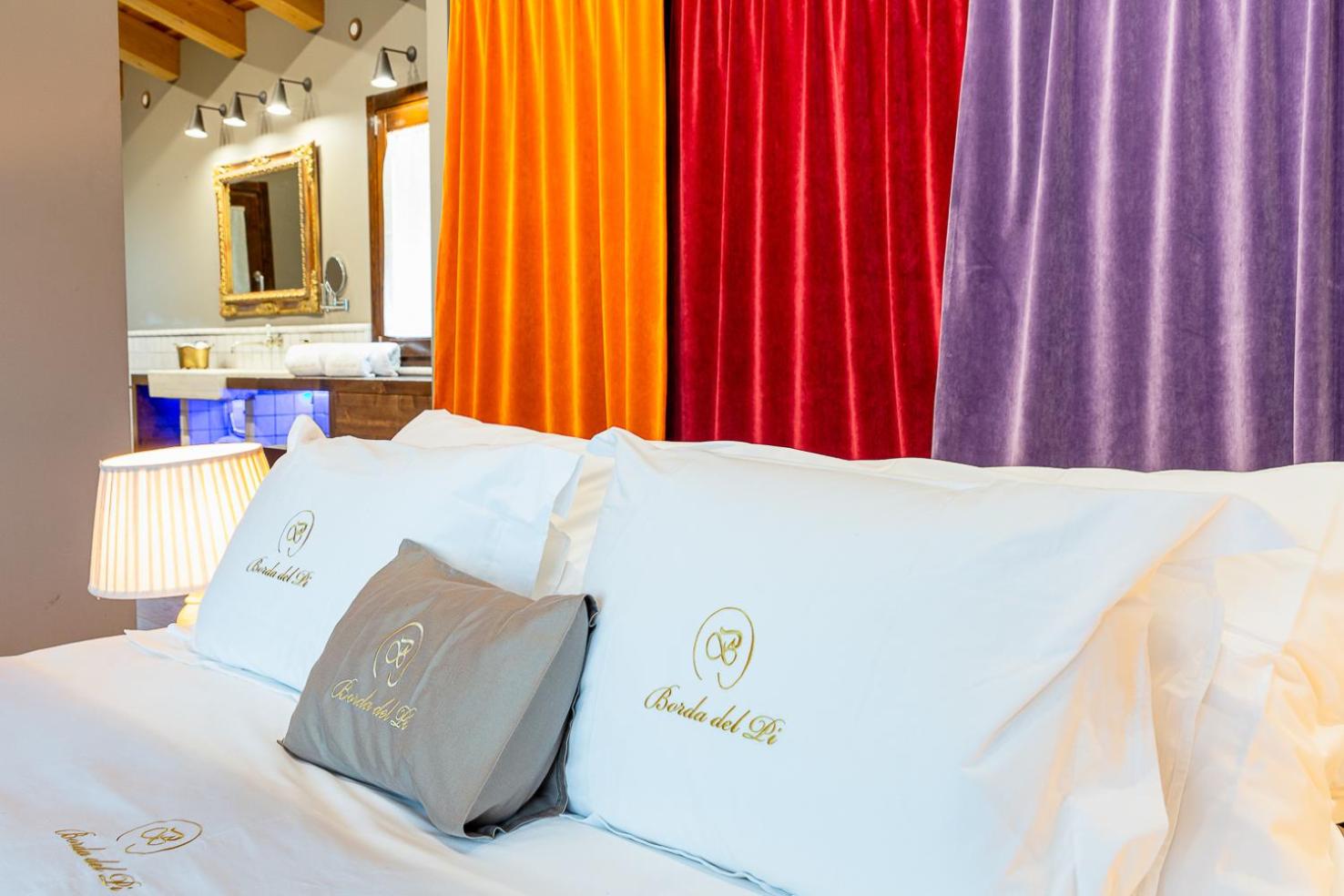 Deluxe Double Room with Bath photo 1