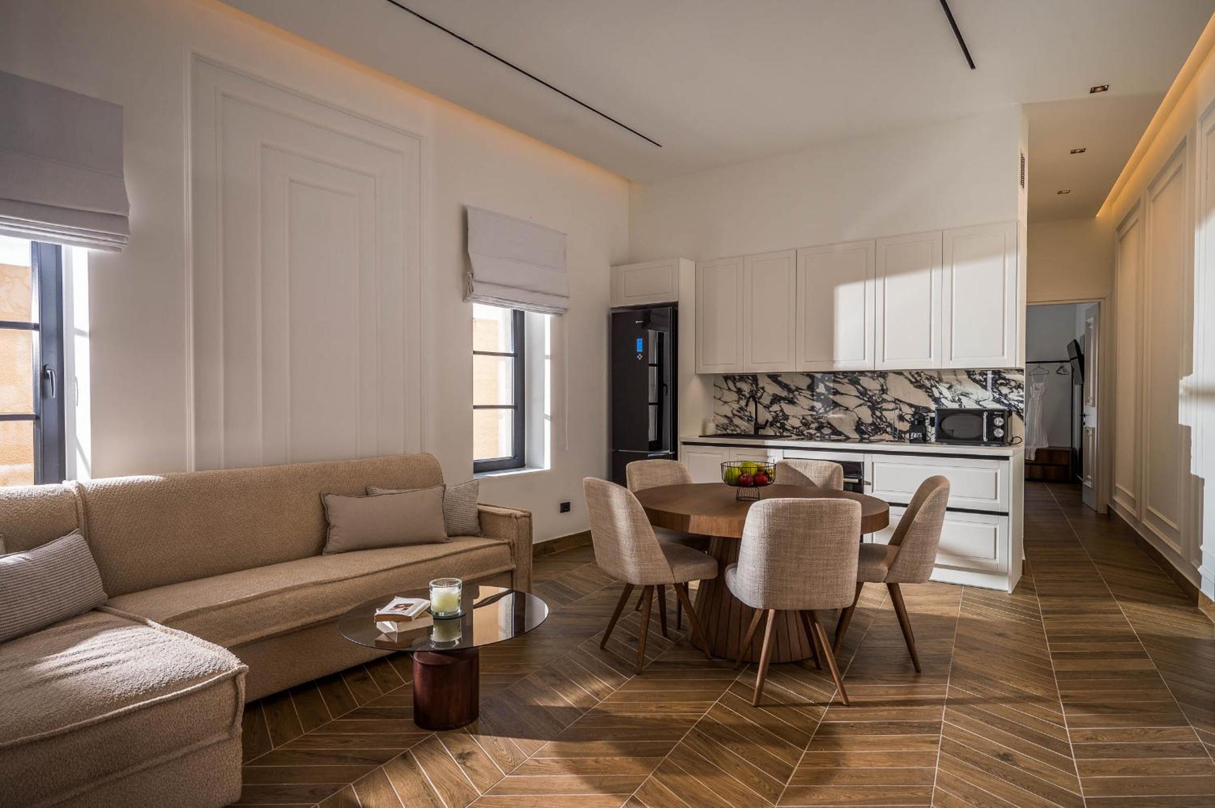 Two-Bedroom Apartment with Terrace photo 3