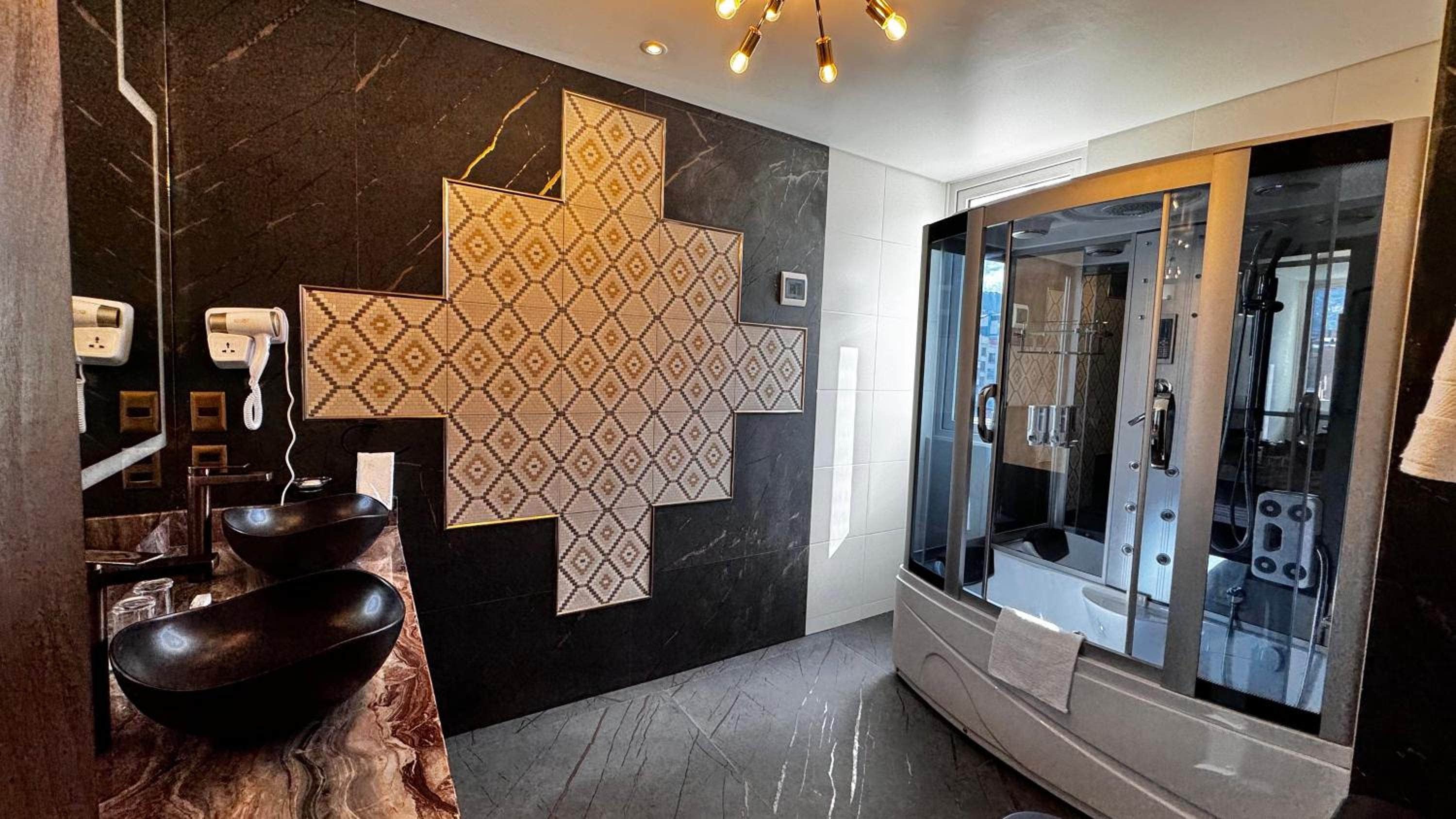 Superior Suite photo 2