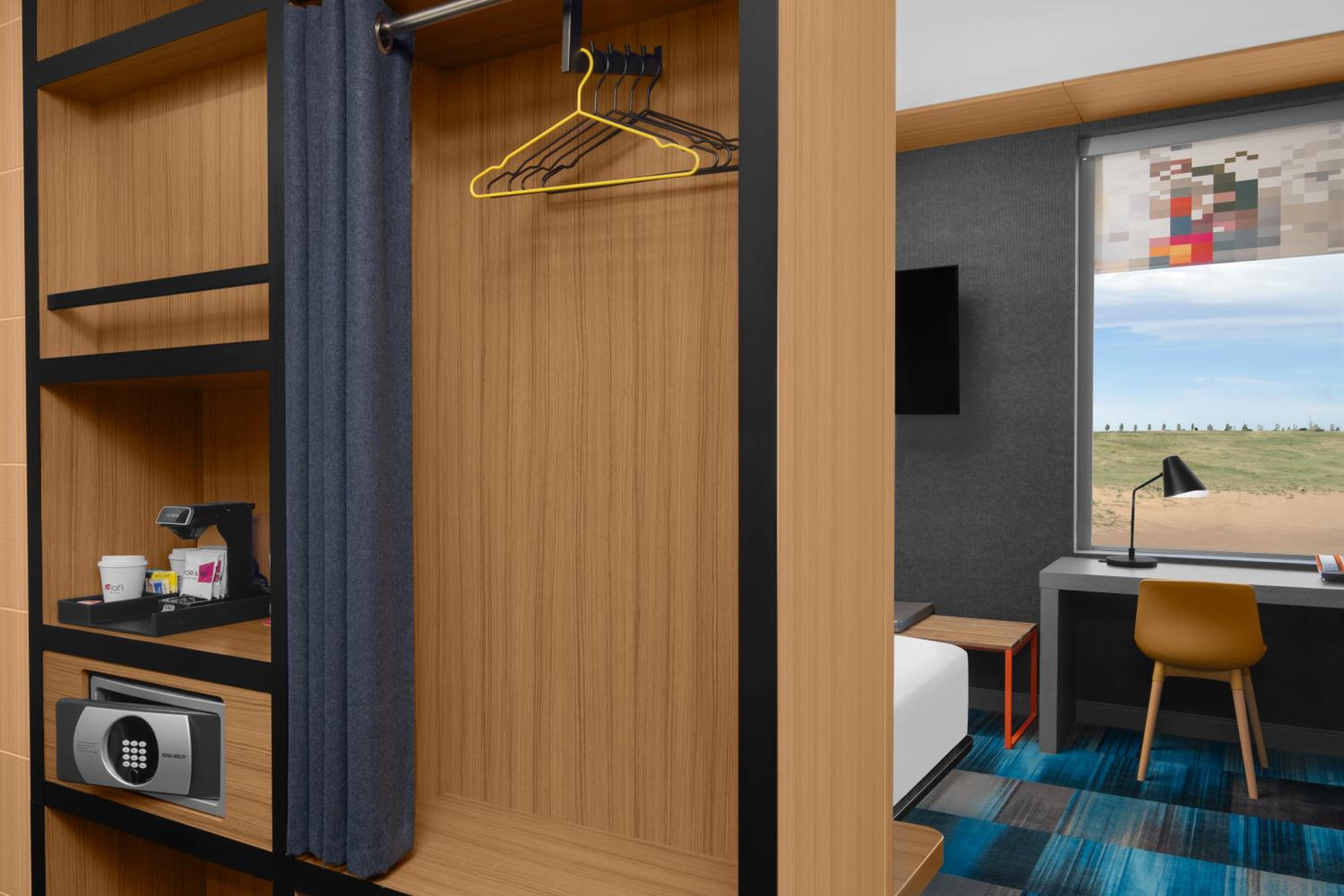King Room - Hearing Accessible - Photo 1