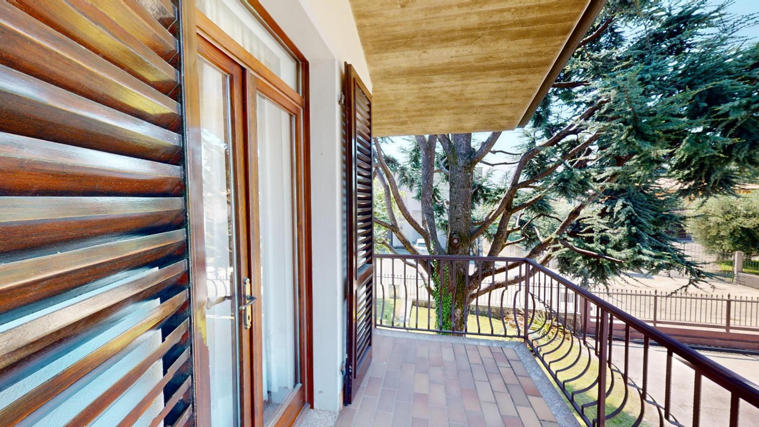 Three-Bedroom Villa photo 3