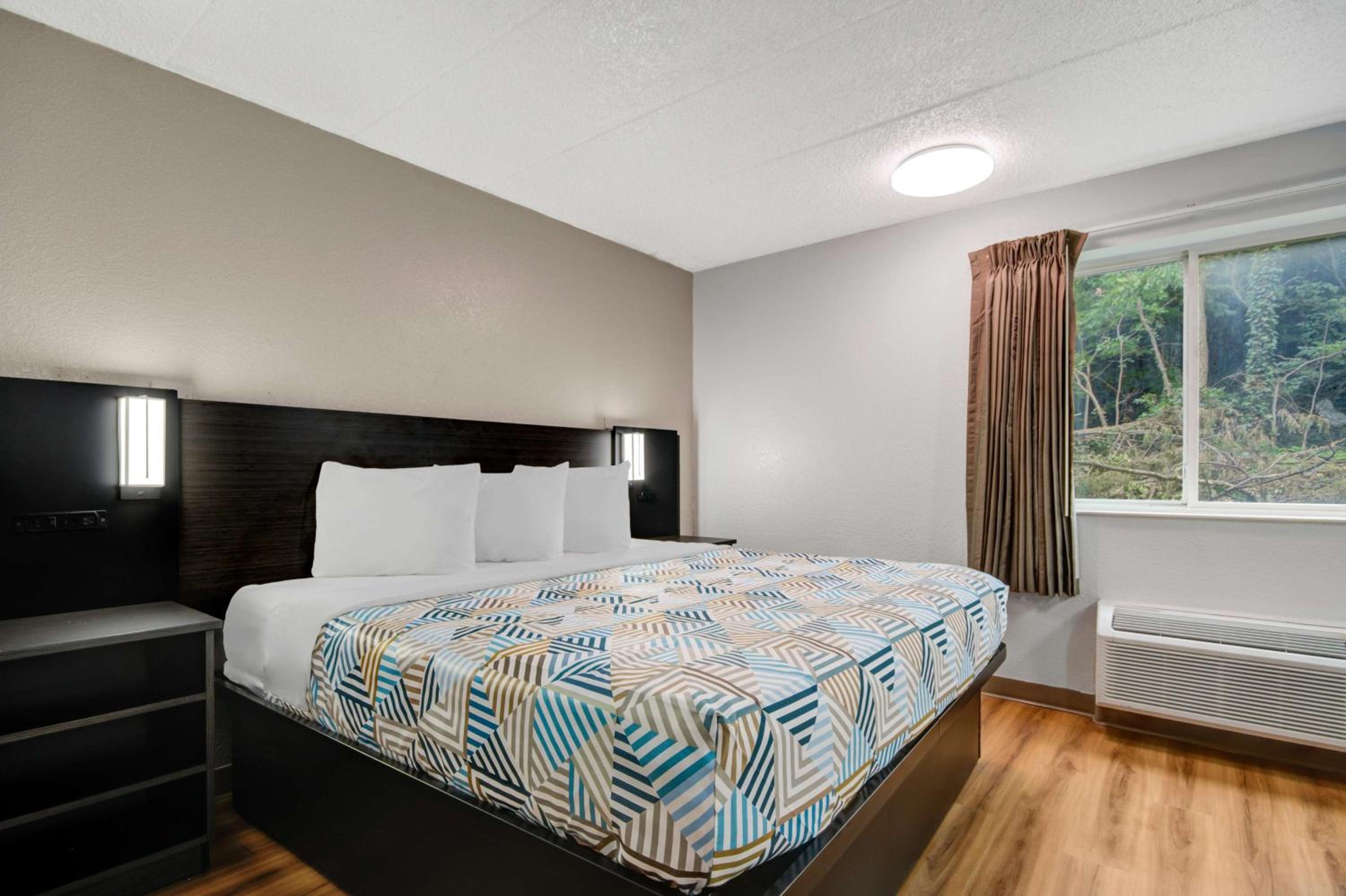 Double Room - Disability Access - Photo 7