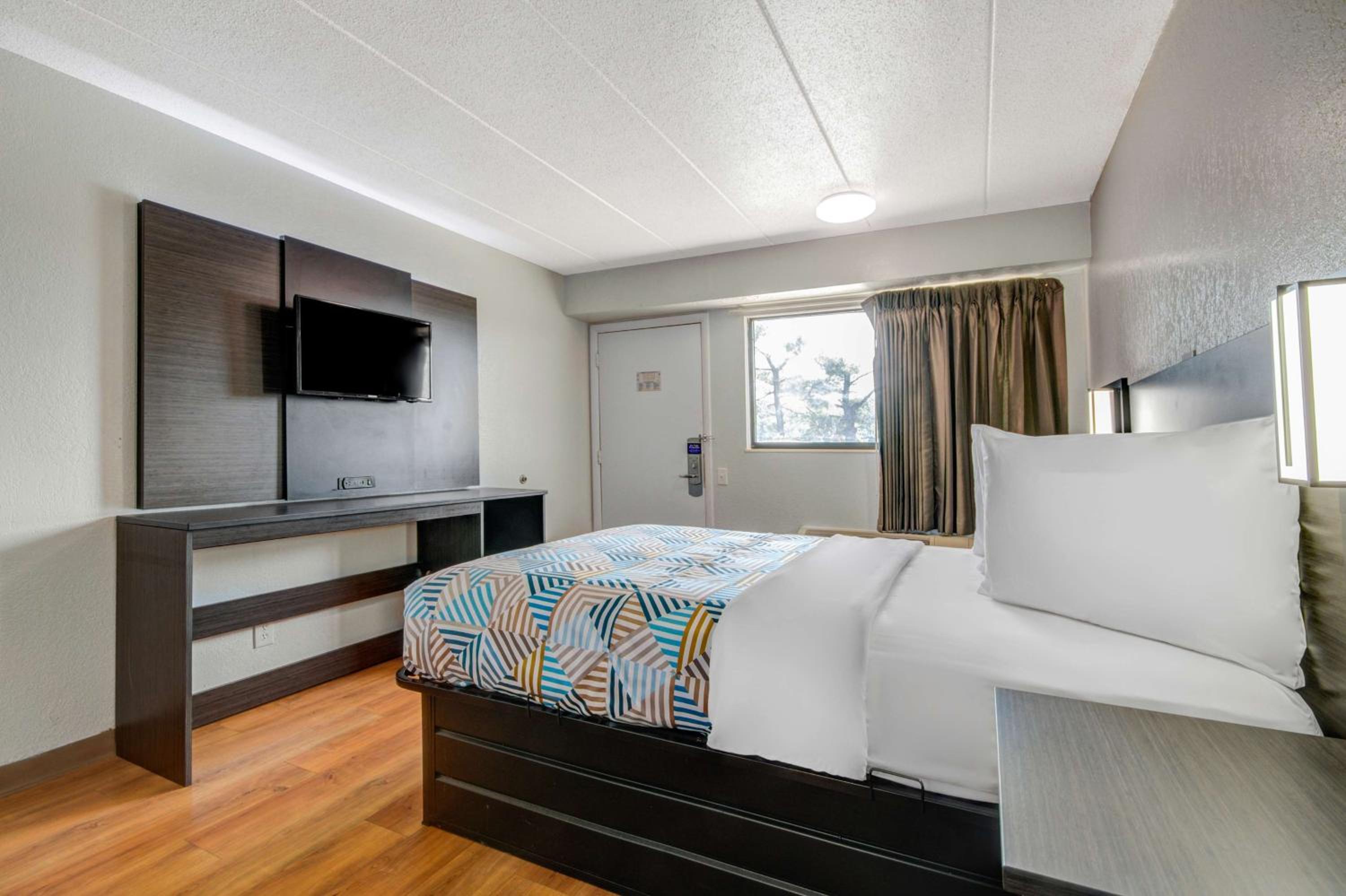 Double Room - Disability Access - Photo 1