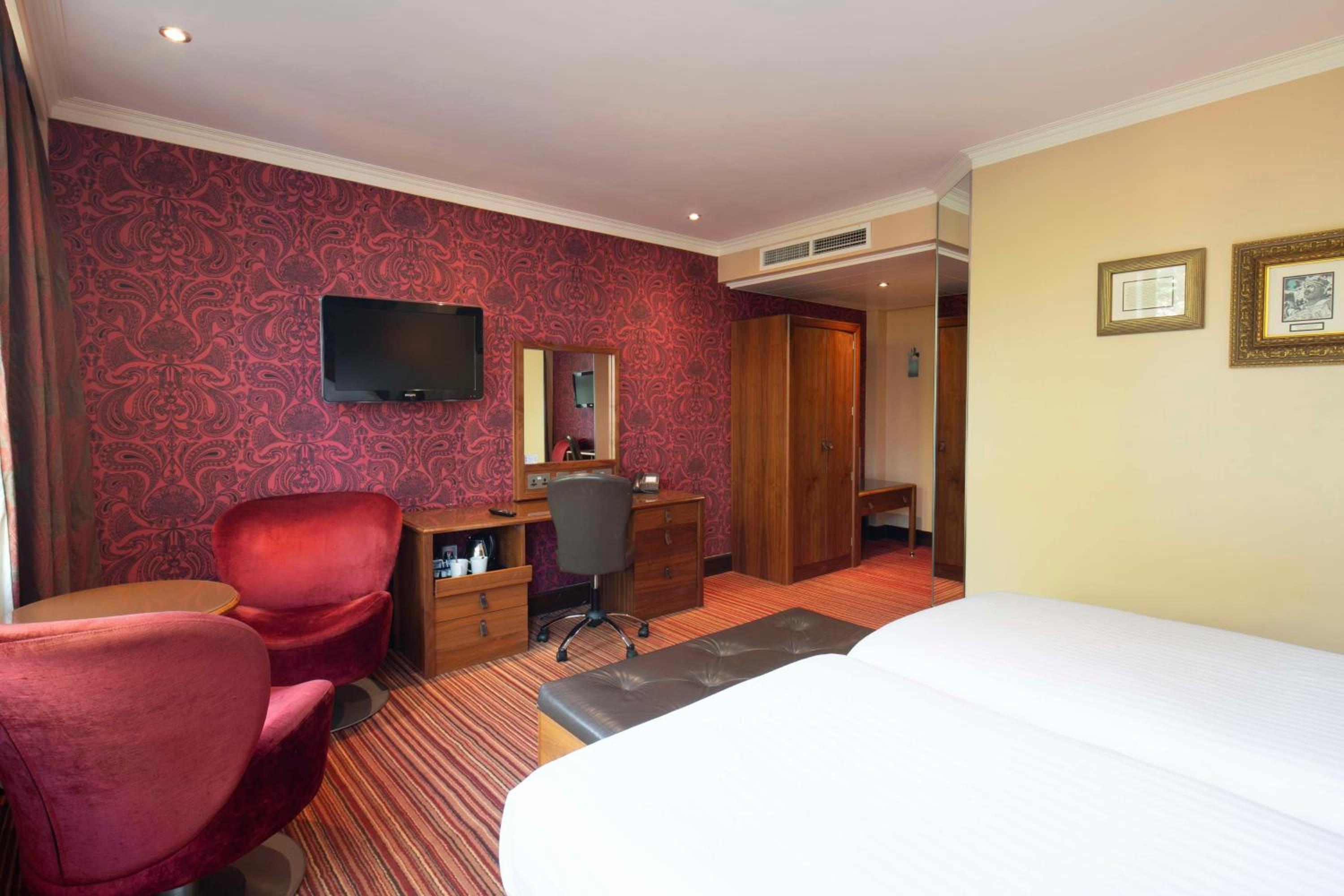 Standard Twin Room - Non-Smoking - Photo 2