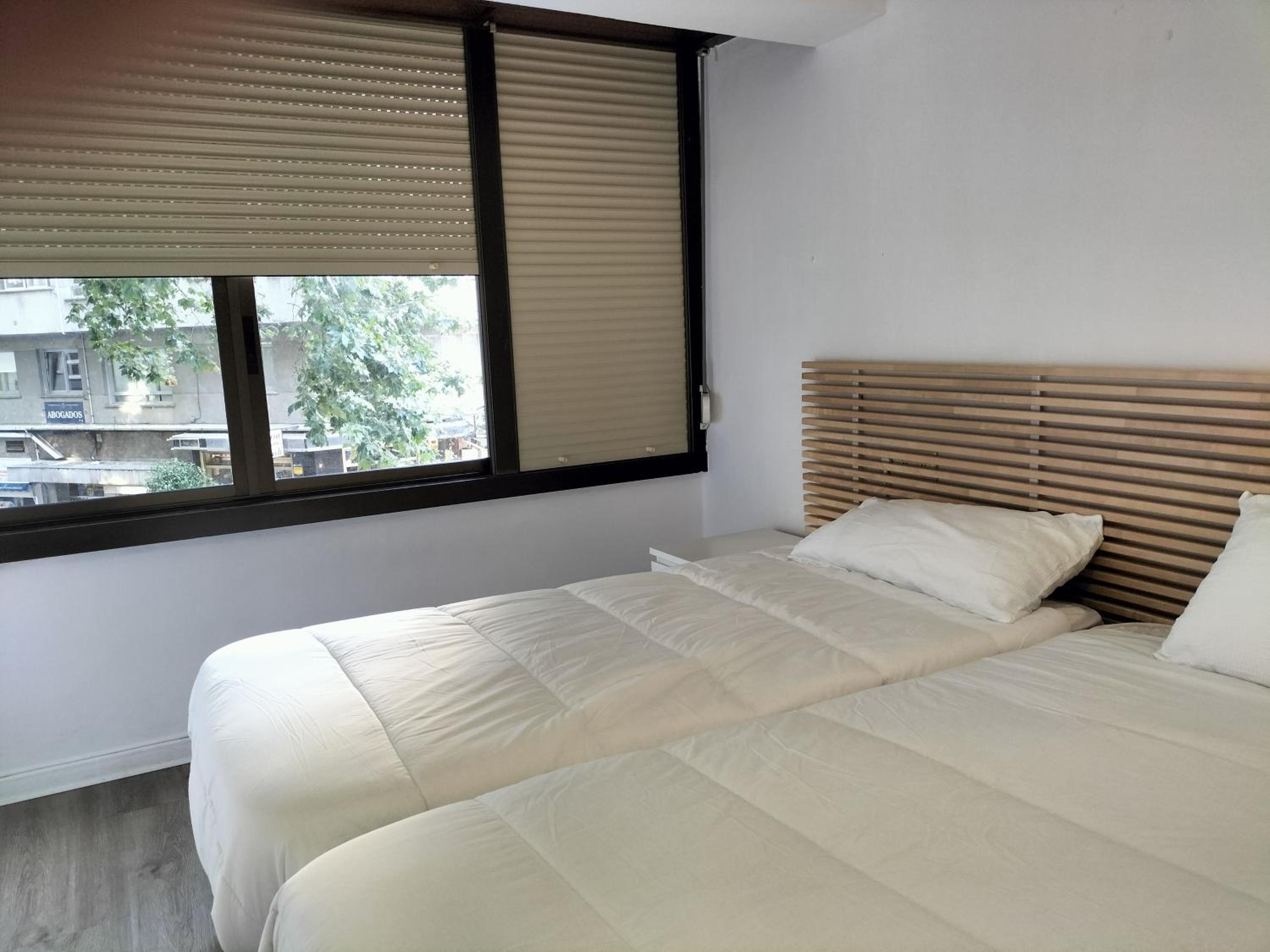 Three-Bedroom Apartment photo 2