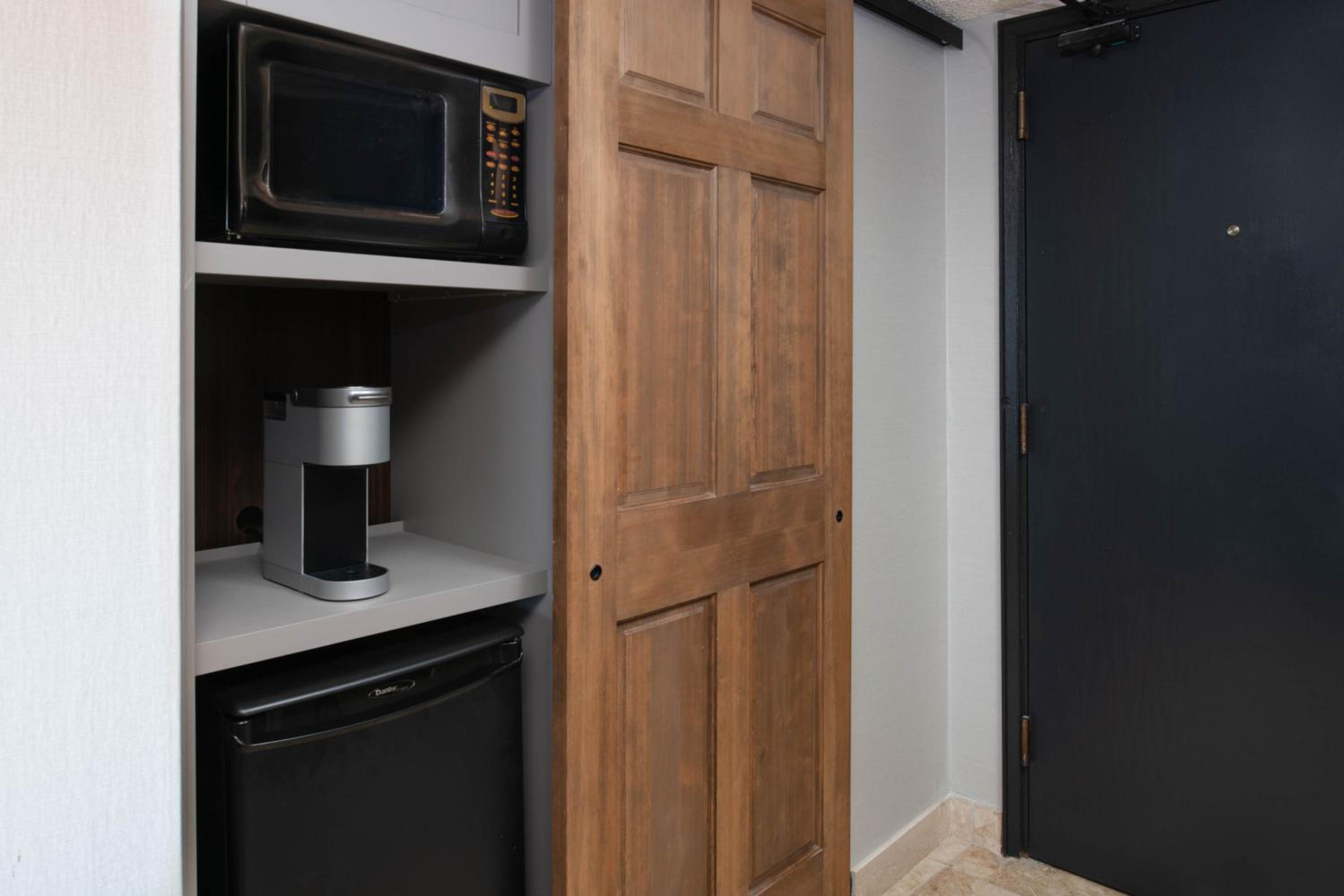 Standard Room - Photo 4