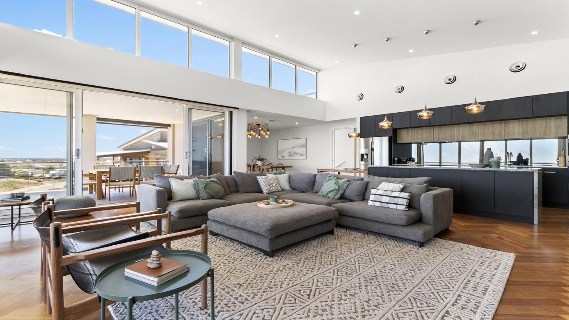 Four-Bedroom House photo 1