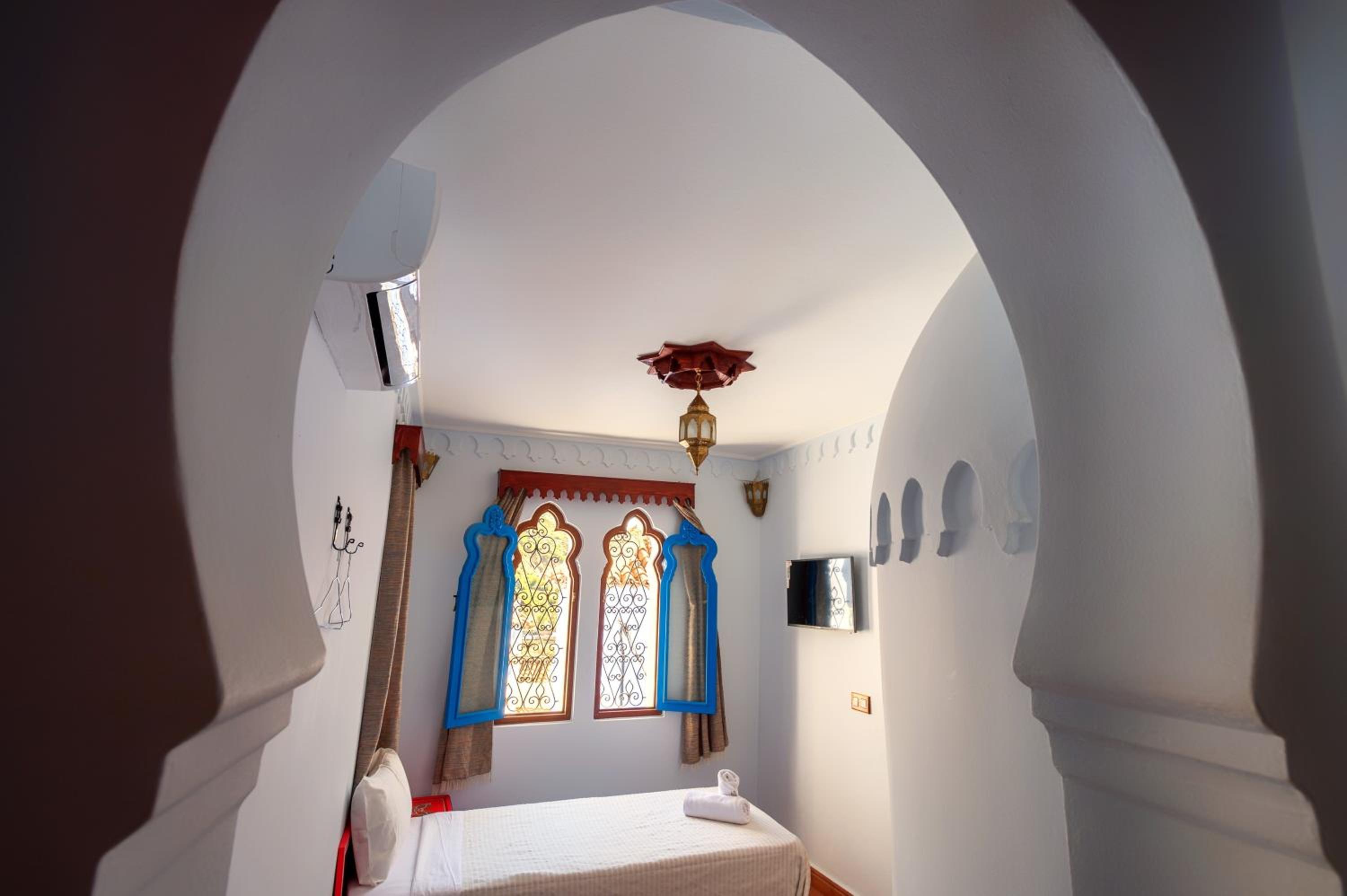 Triple Room - Photo 14