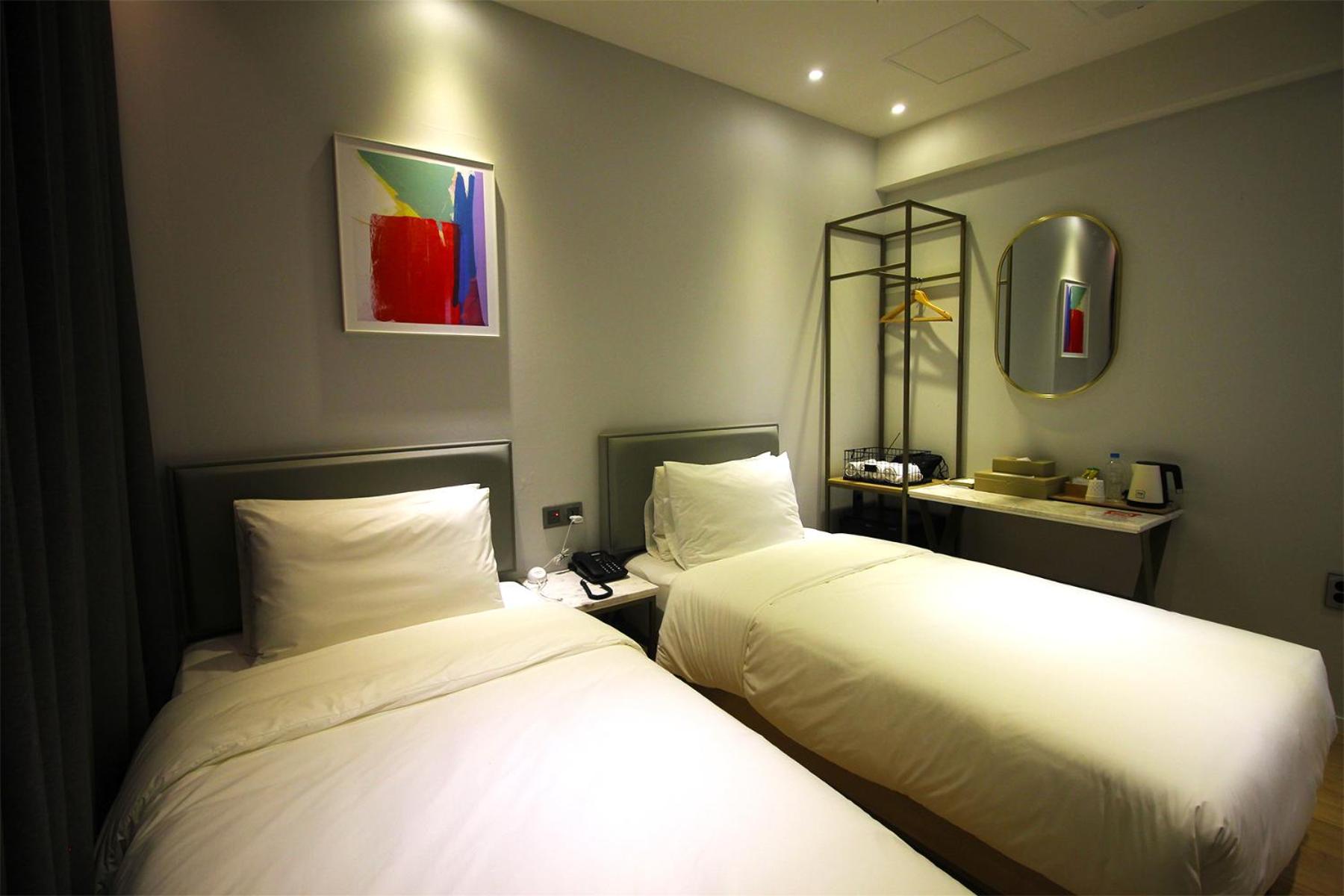 Deluxe Twin Room - Photo 1
