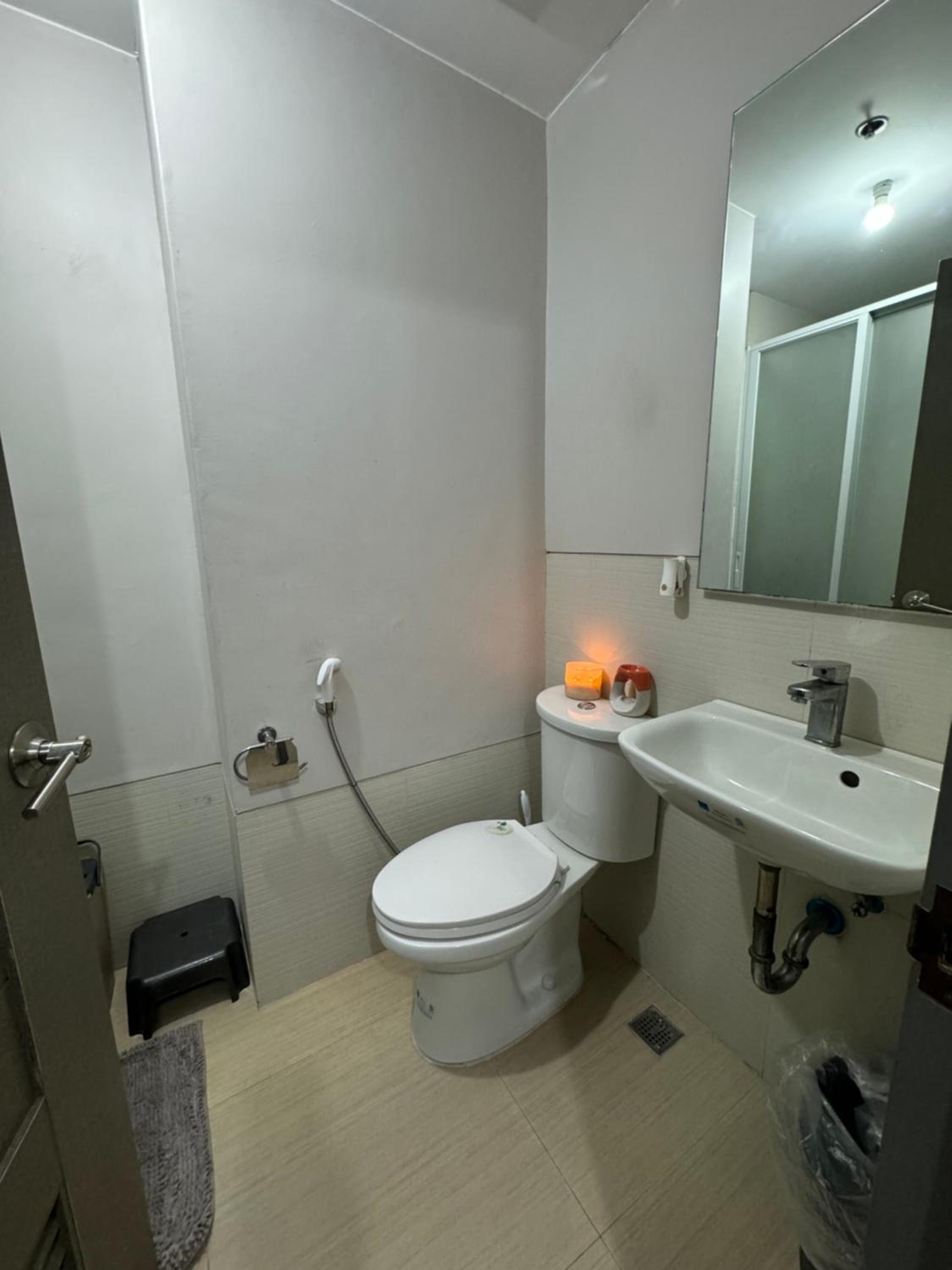 One-Bedroom Apartment - Photo 3