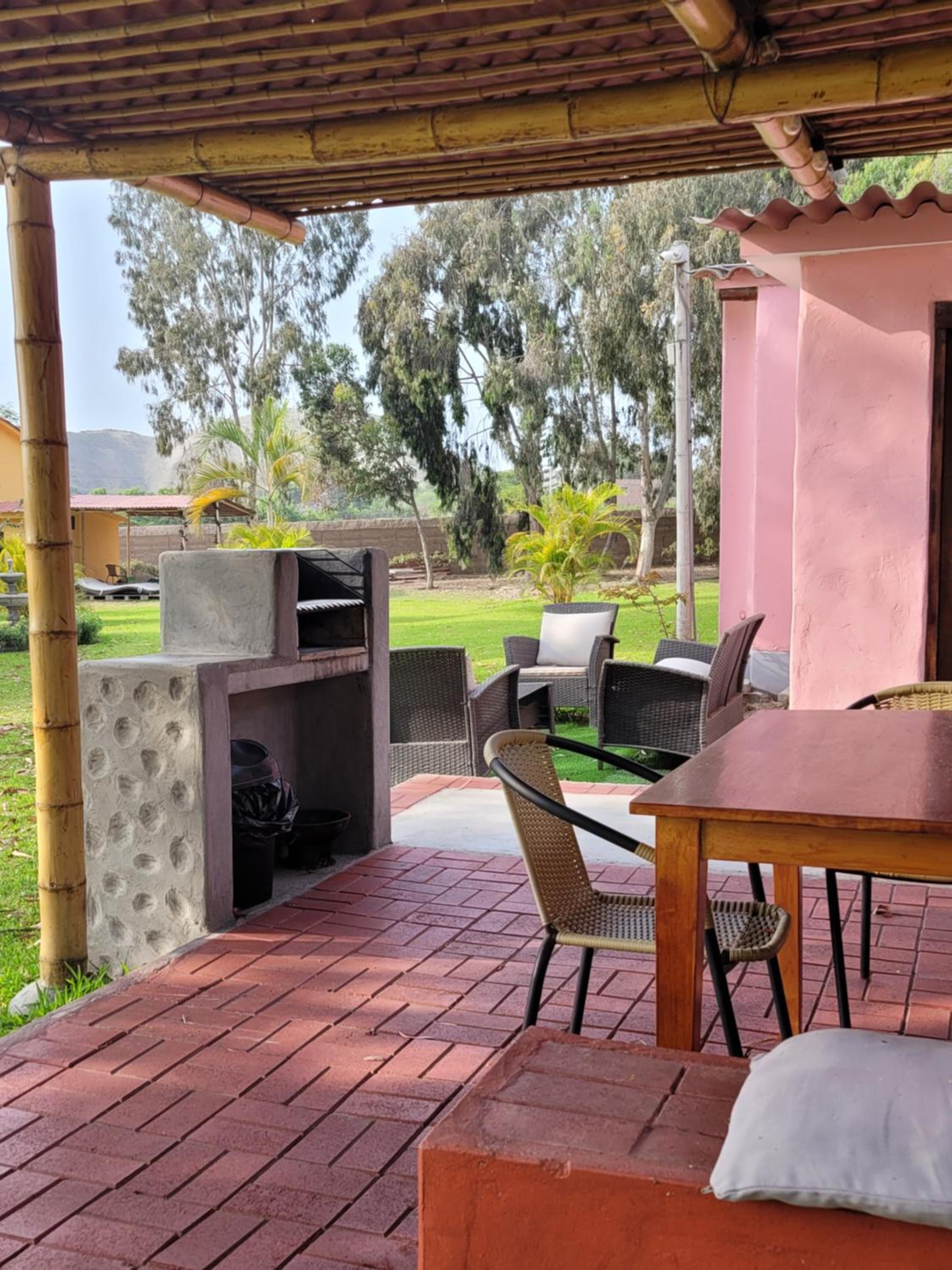 Bungalow with Garden View photo 2
