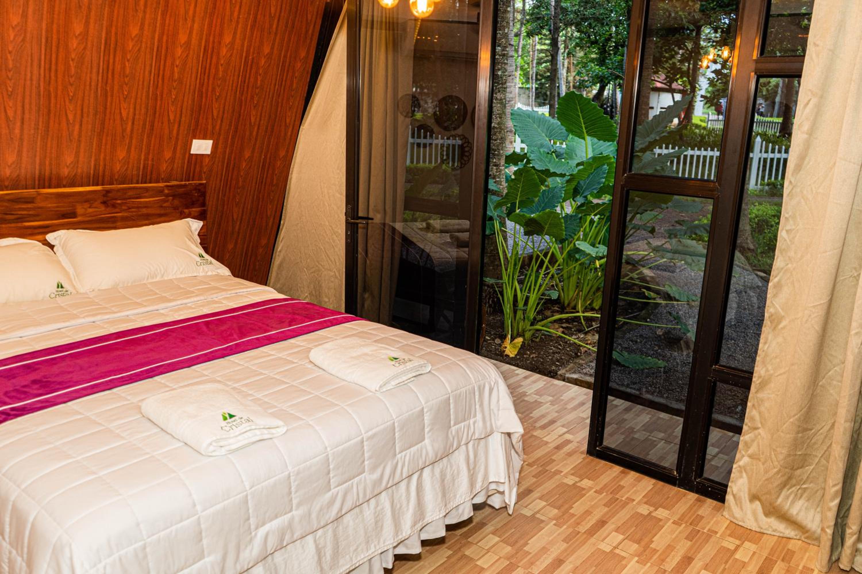 Double or Twin Room with Garden View photo 2