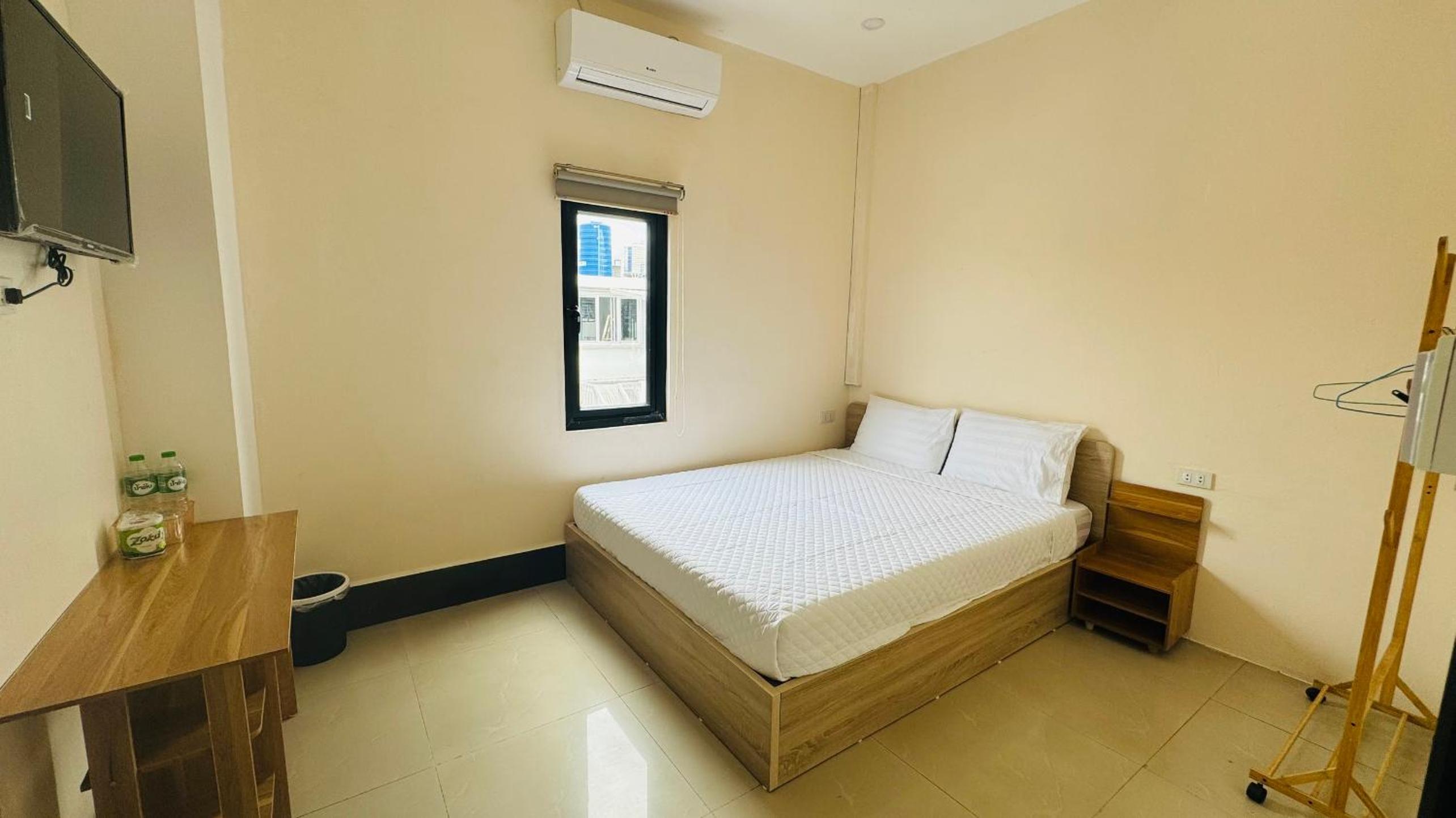 Double Room - Photo 8