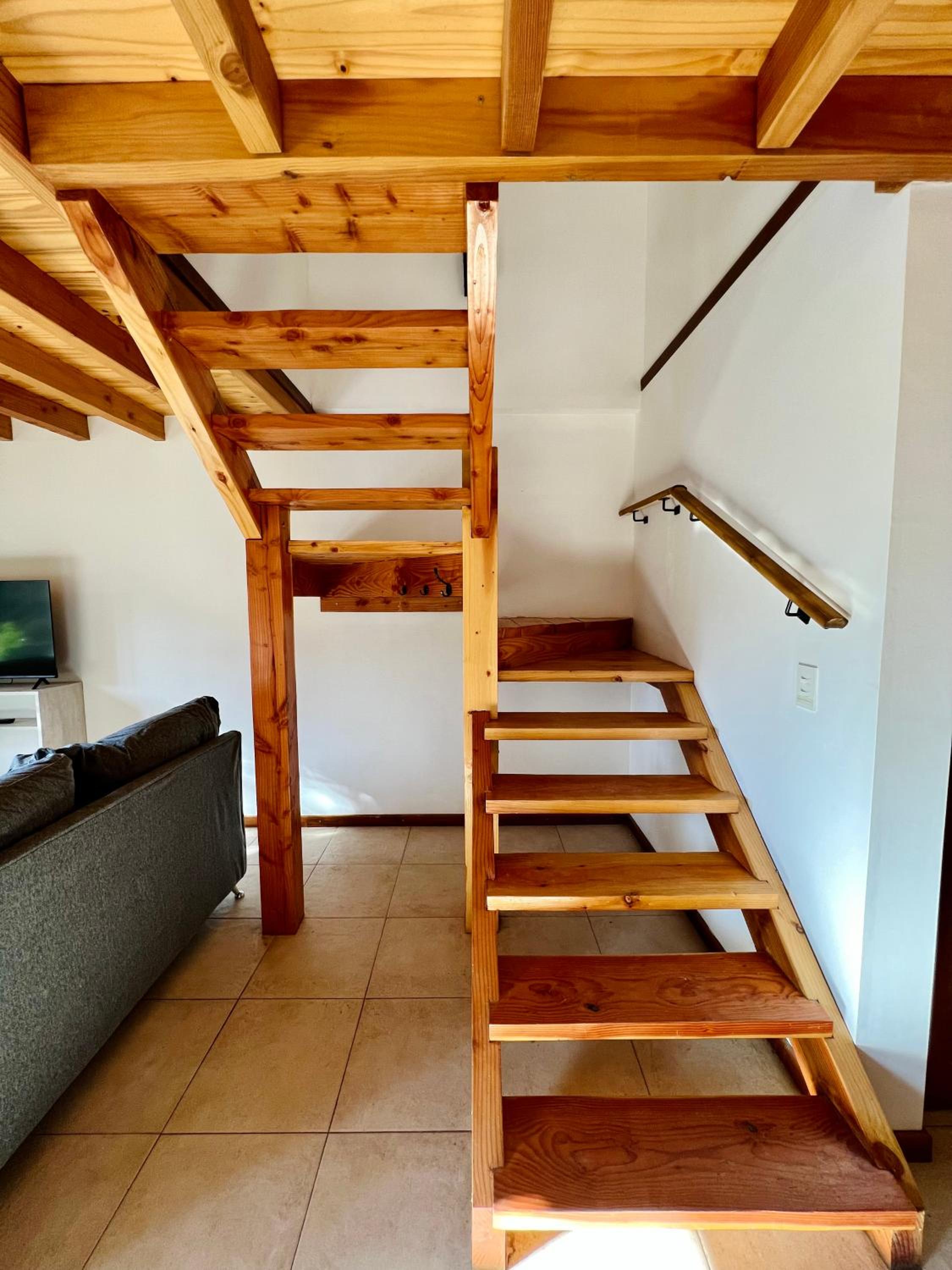Three-Bedroom House photo 3