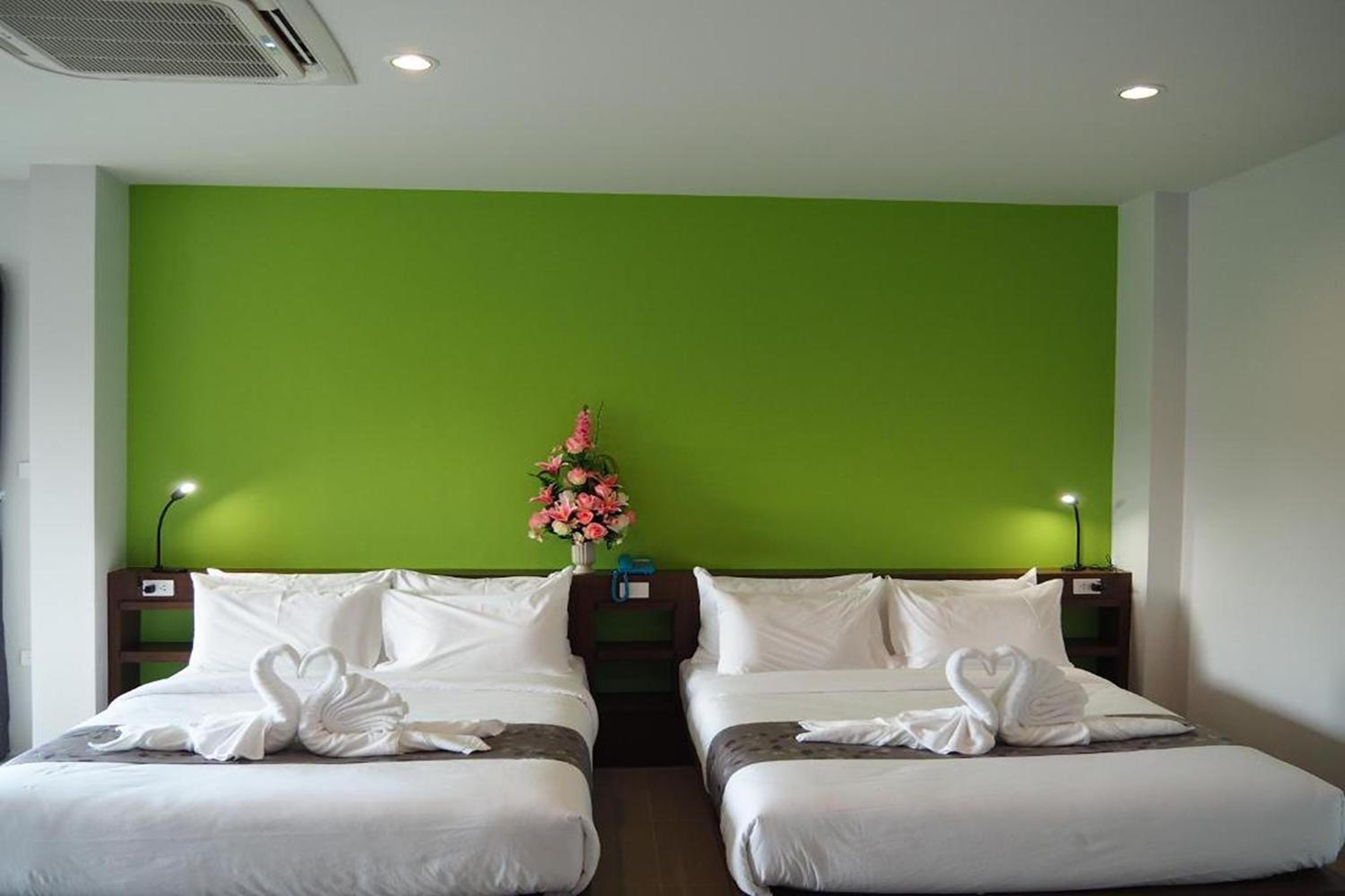 Quadruple Room with Terrace