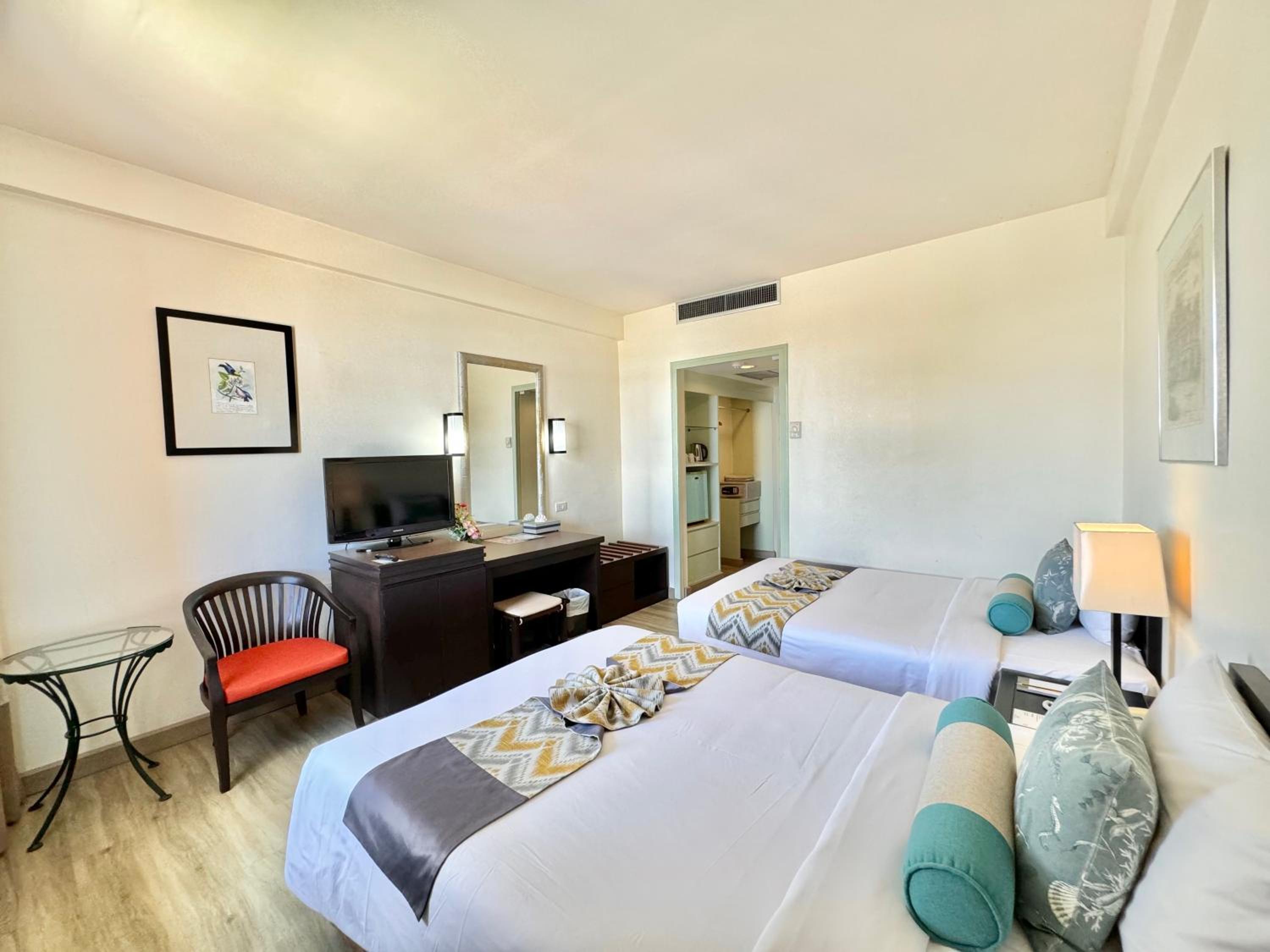 Superior Room - Photo 11