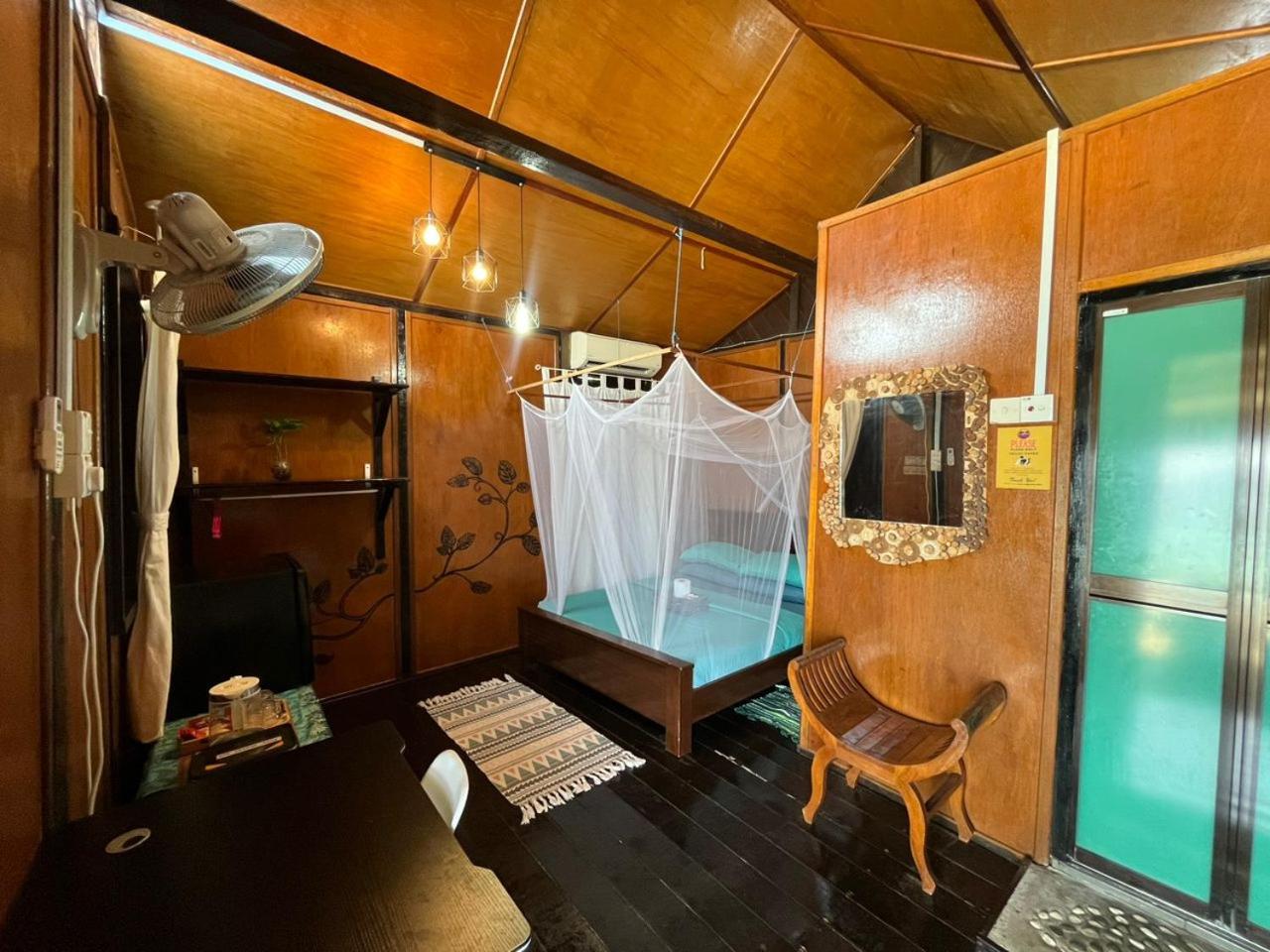 Double Room with Balcony and Sea View