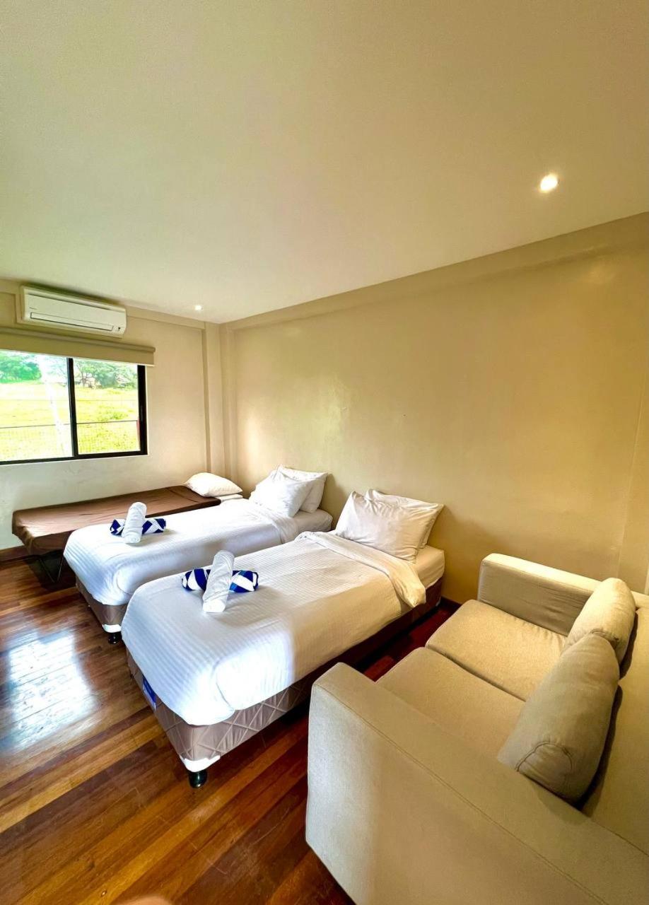 Family Room with Balcony photo 2
