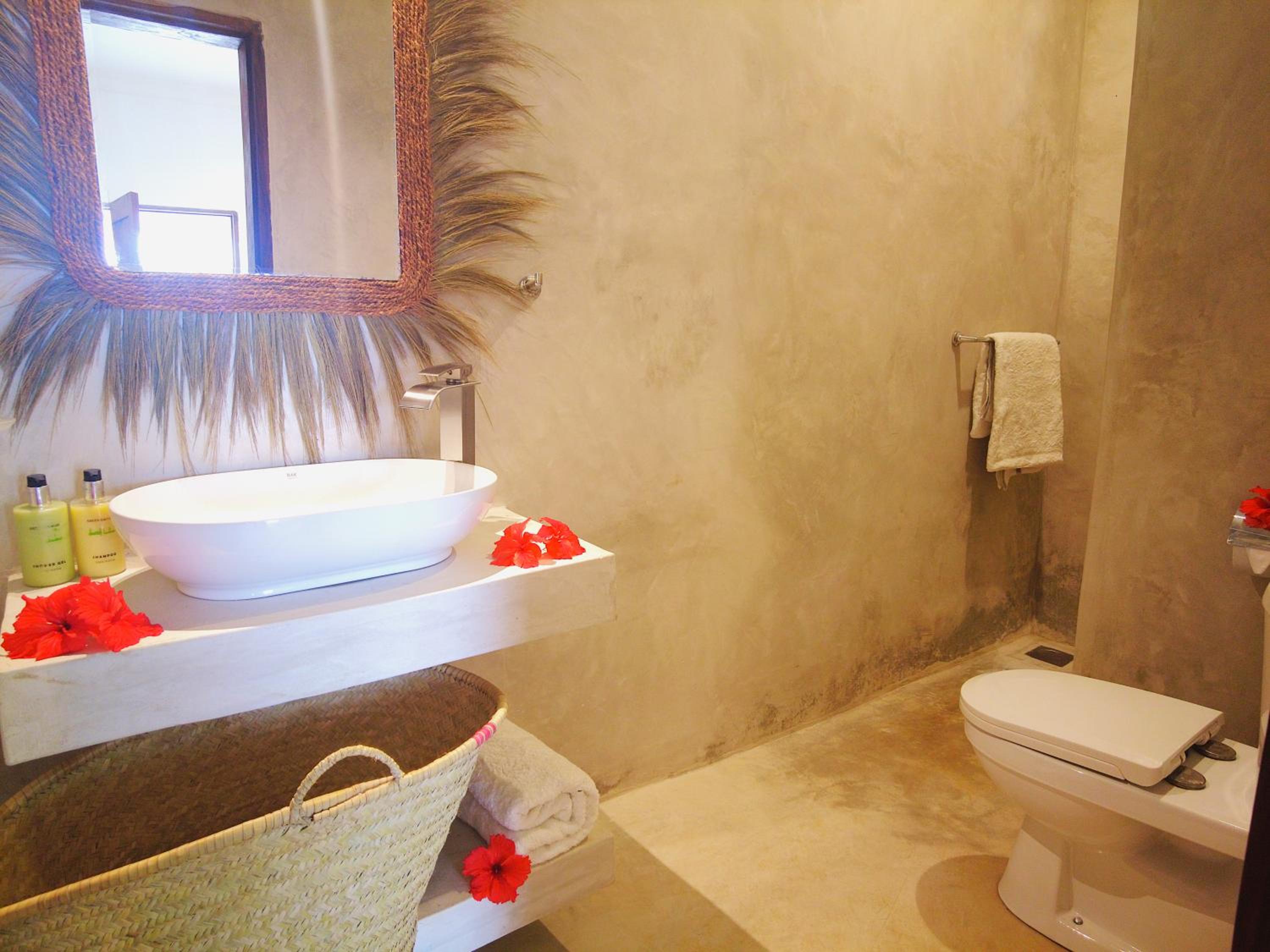 Double Room with Sea View - Photo 14