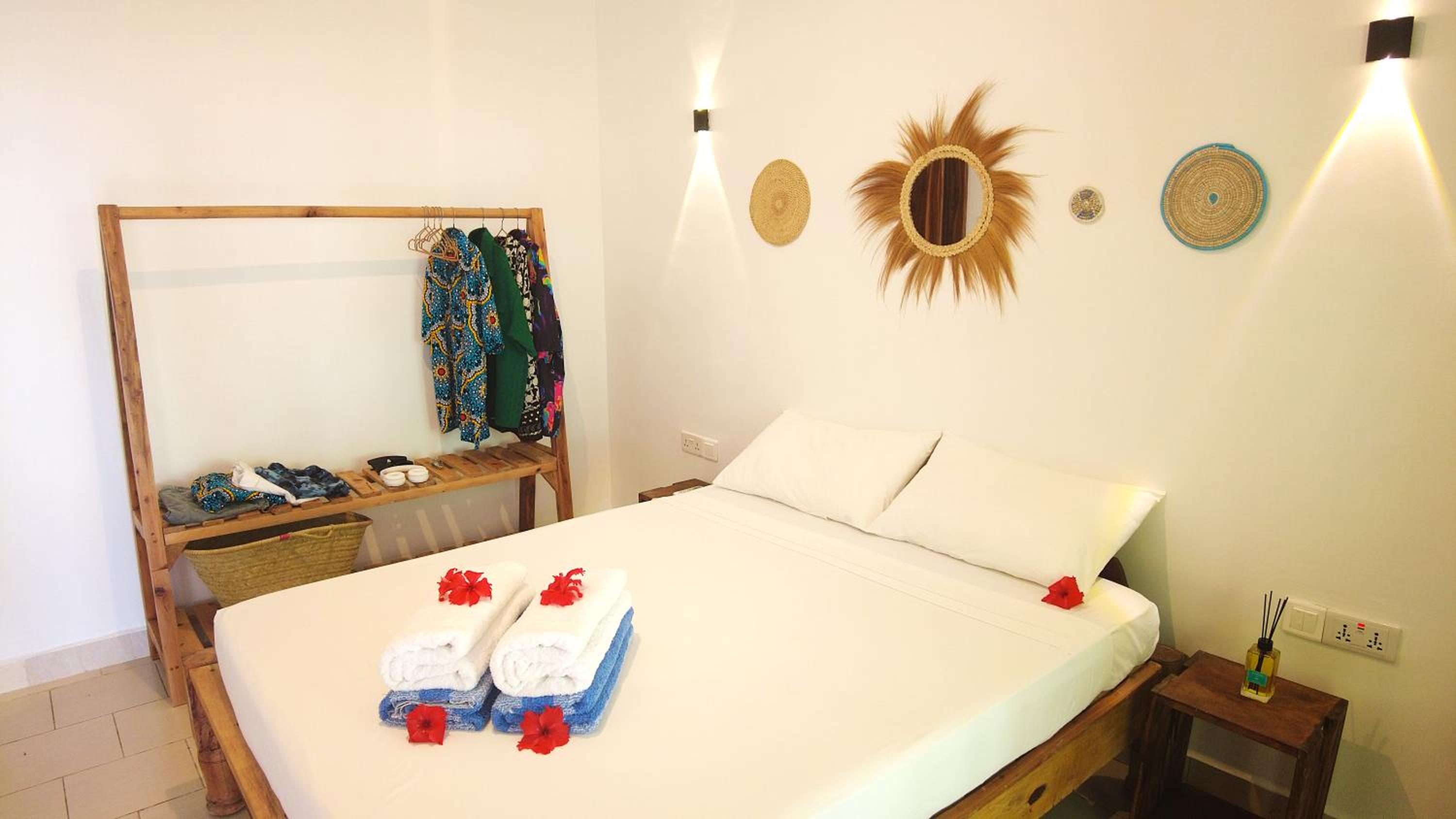 Double Room with Sea View - Photo 17
