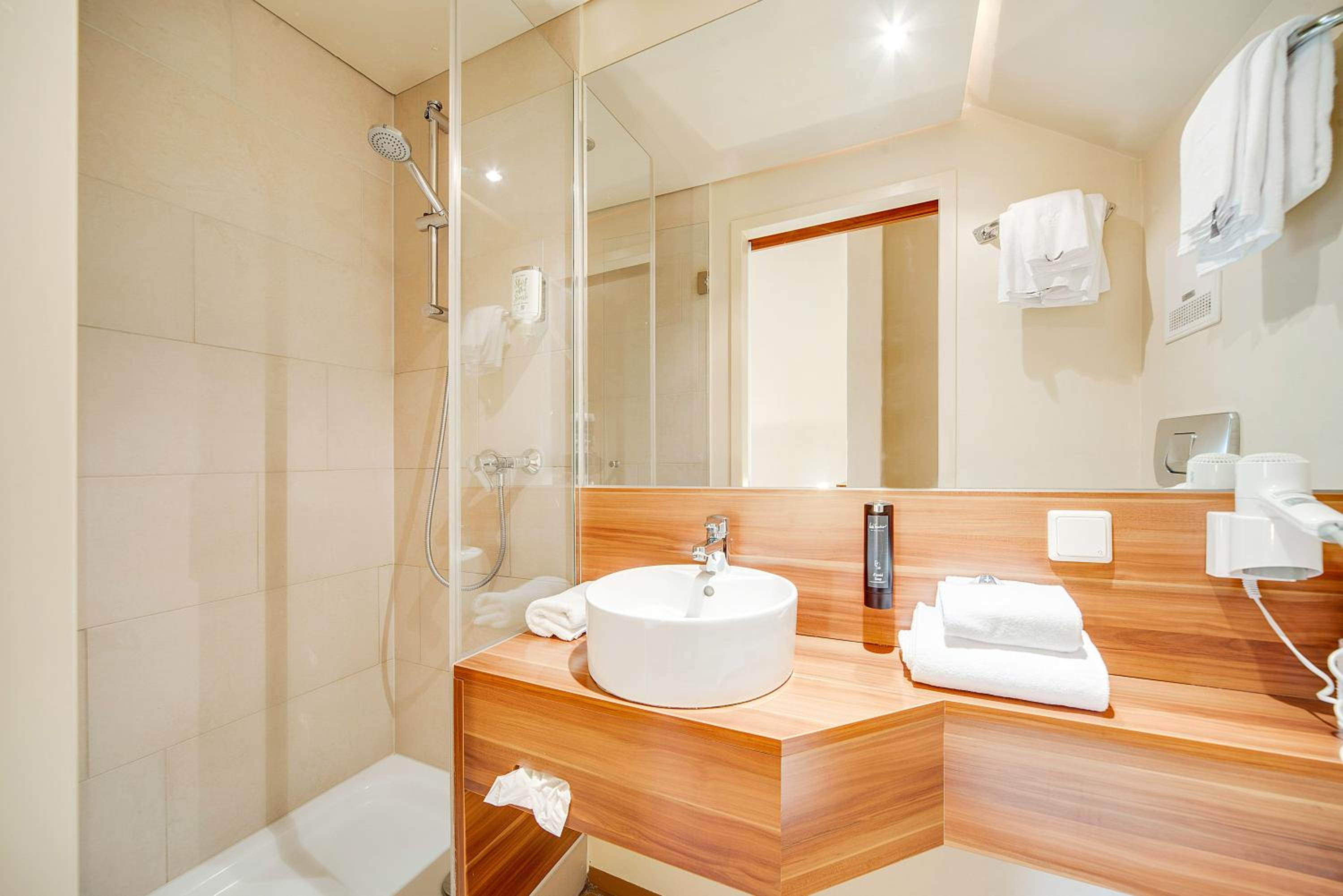 Available room