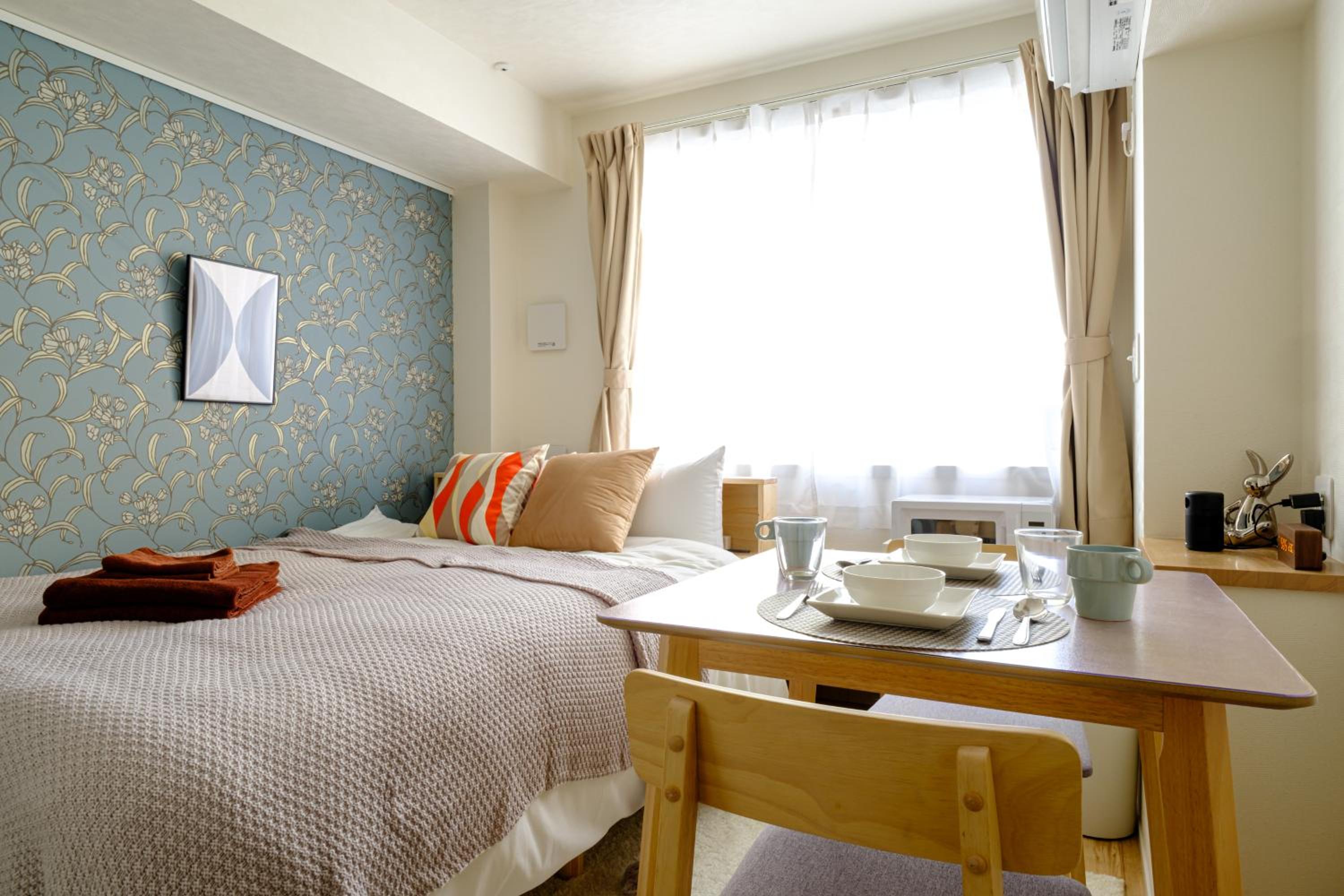 Studio Apartment photo 1