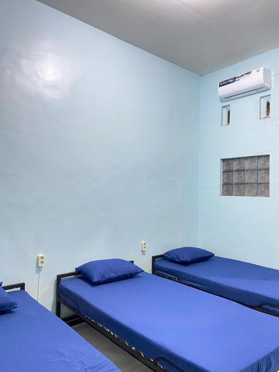 Mixed Dormitory Room photo 1