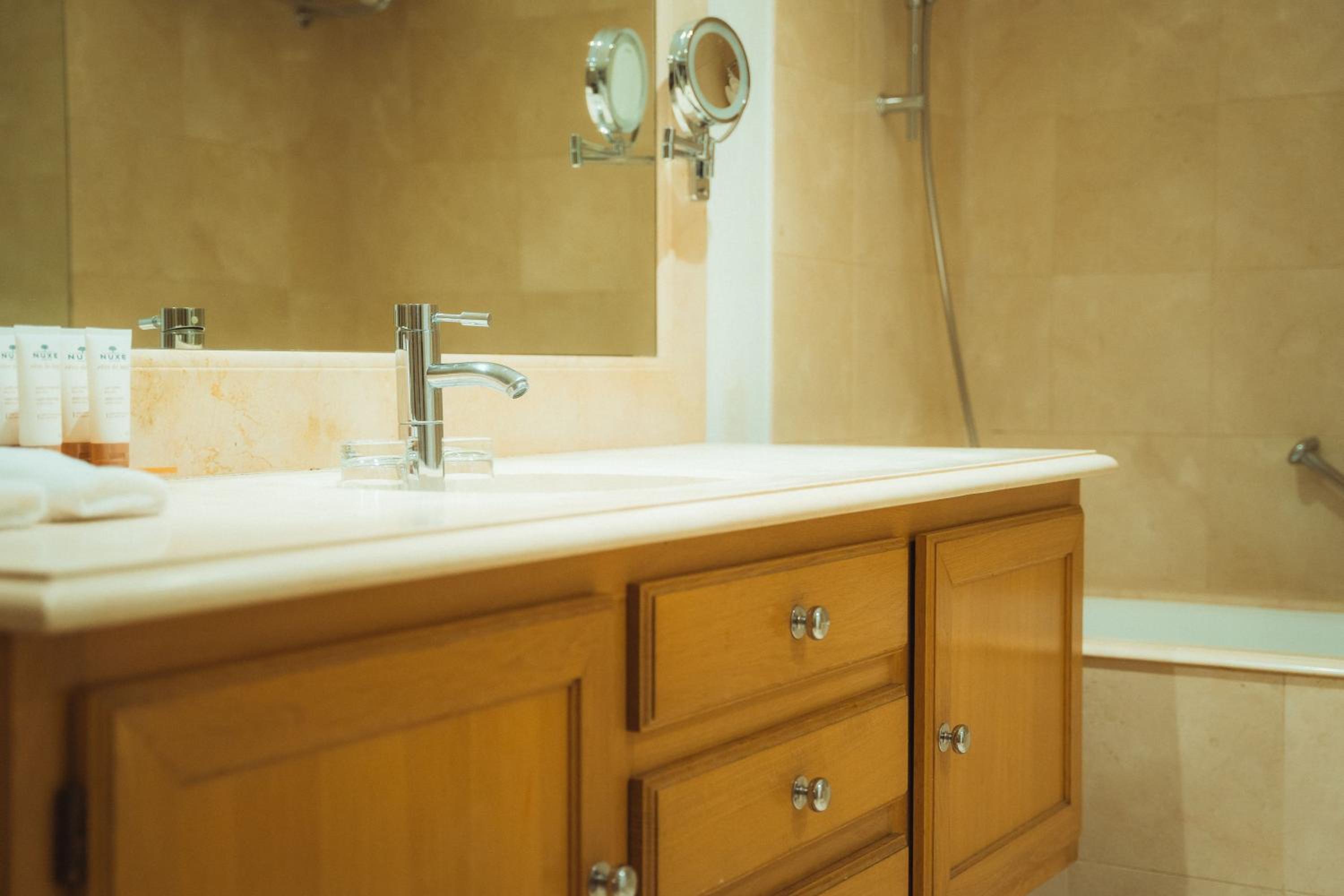Family Suite - Photo 3