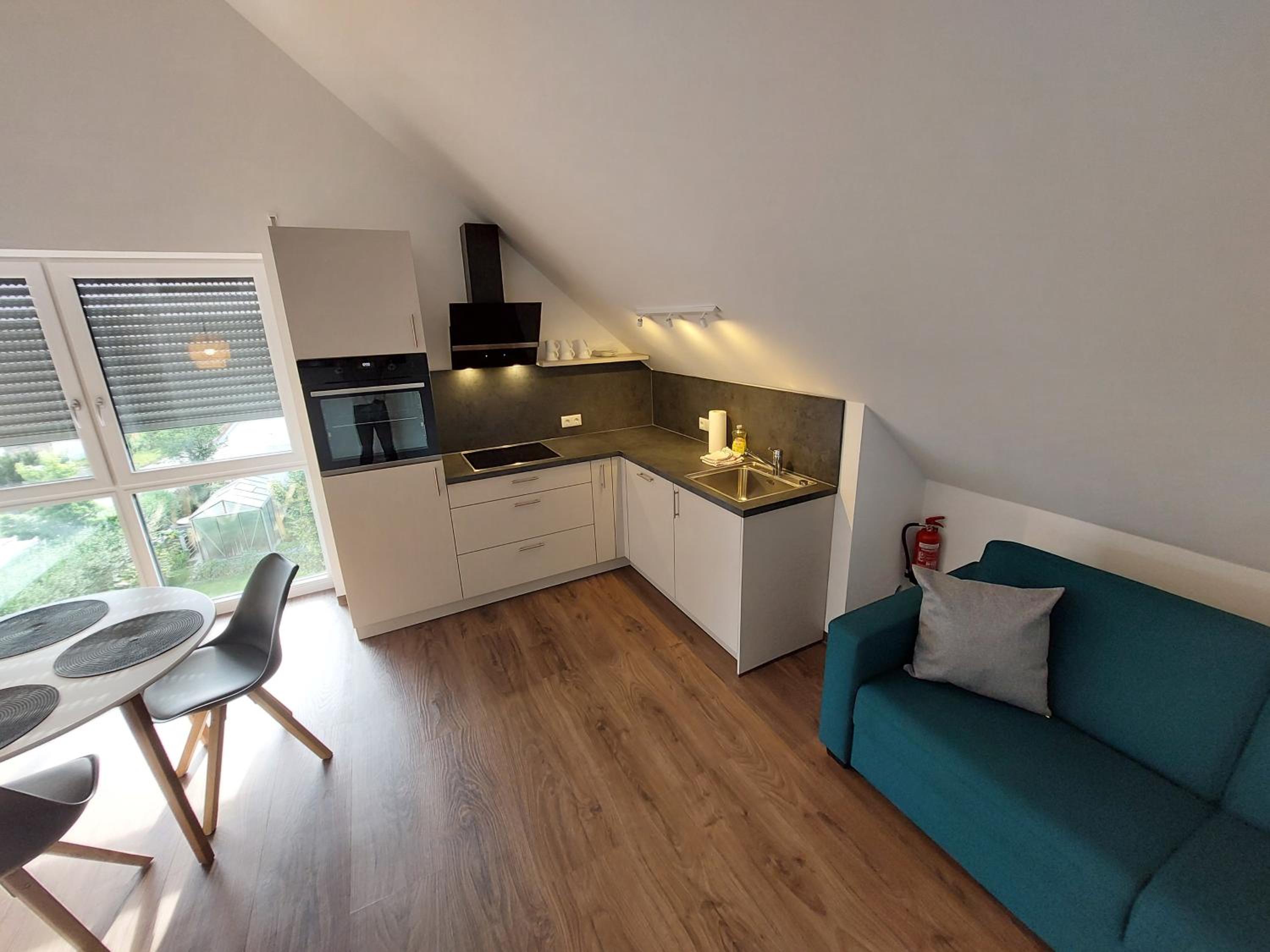 One-Bedroom Apartment with Garden View - Photo 5