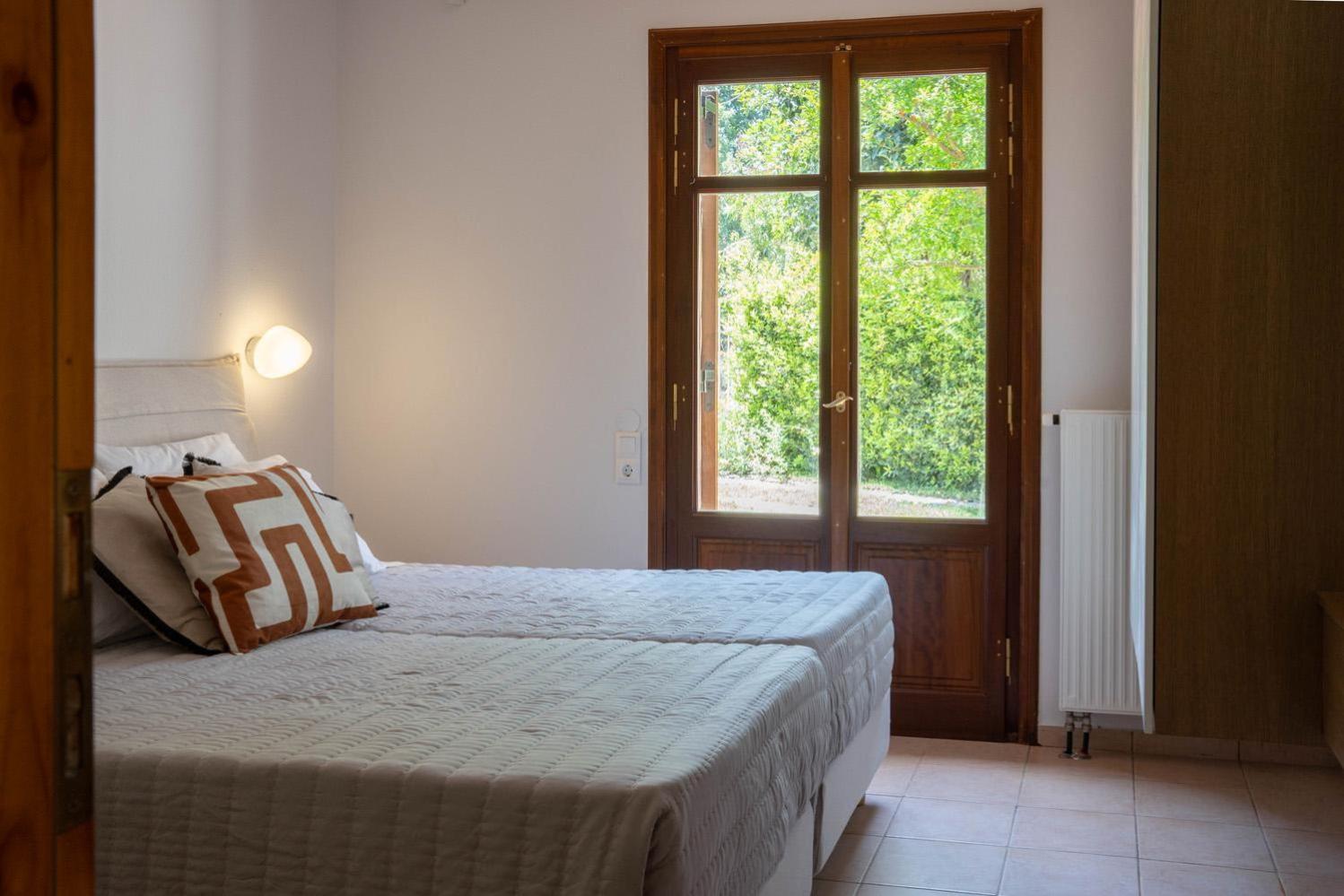 Villa photo 3