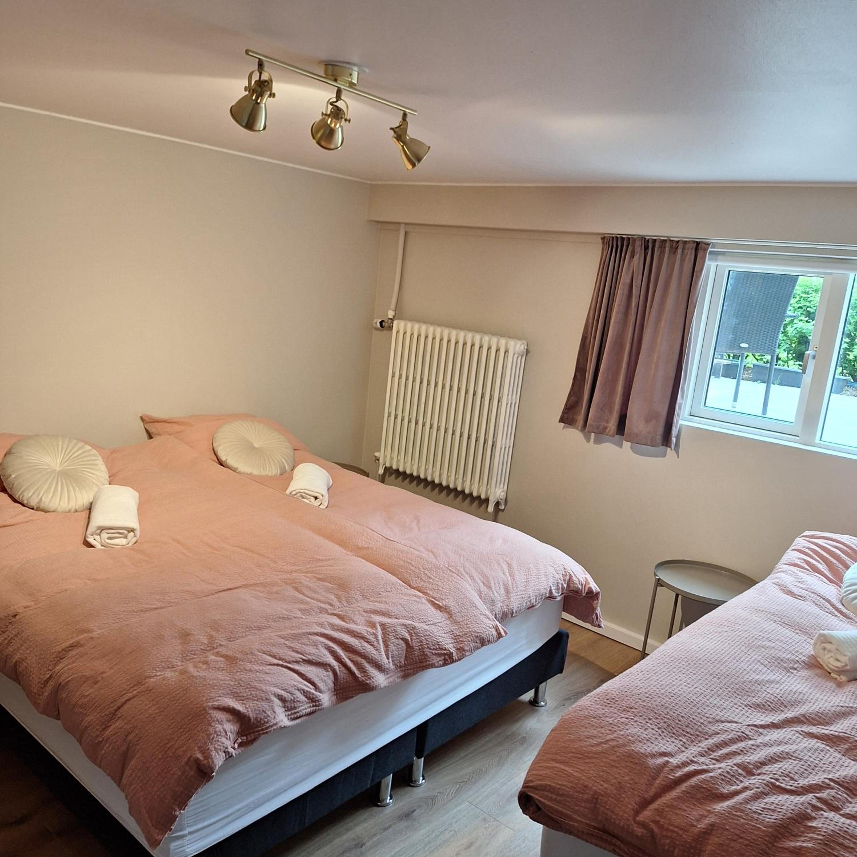 Double Room with Extra Bed photo 1