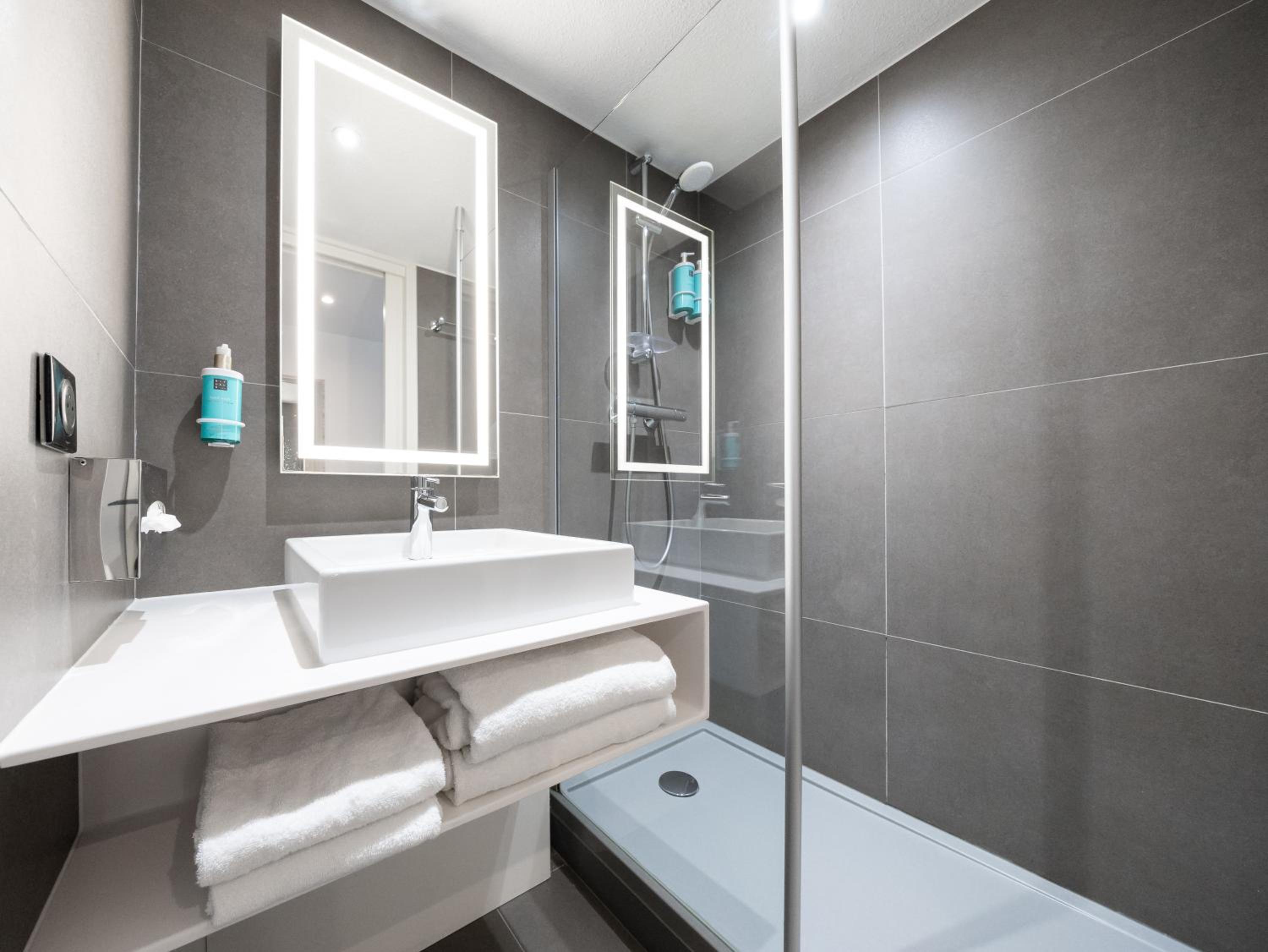 Superior Double Room - Non-Smoking - Photo 5