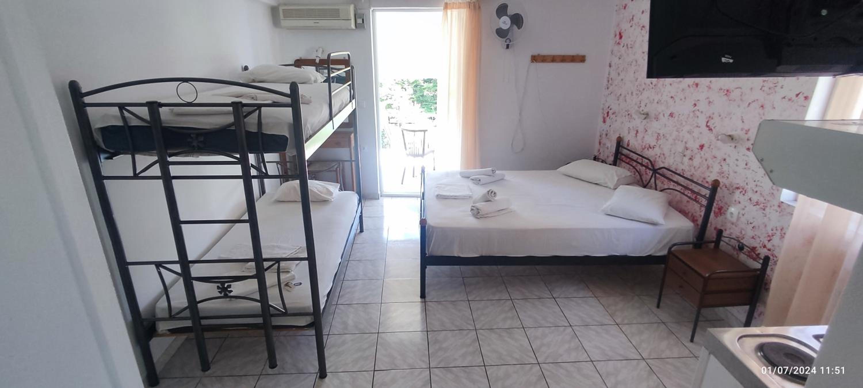 Standard Quadruple Room