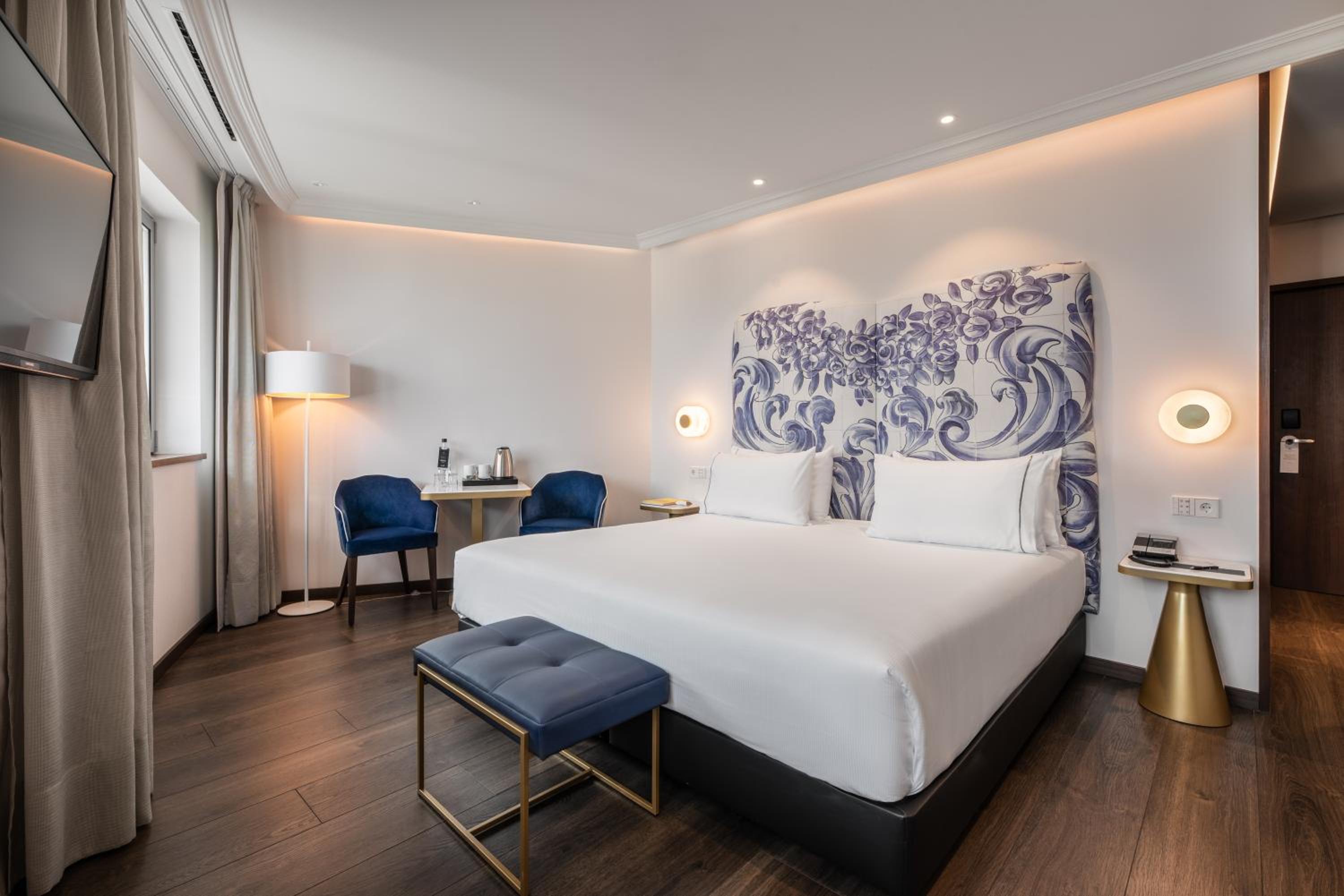 Deluxe Double or Twin Room with River View - Photo 1