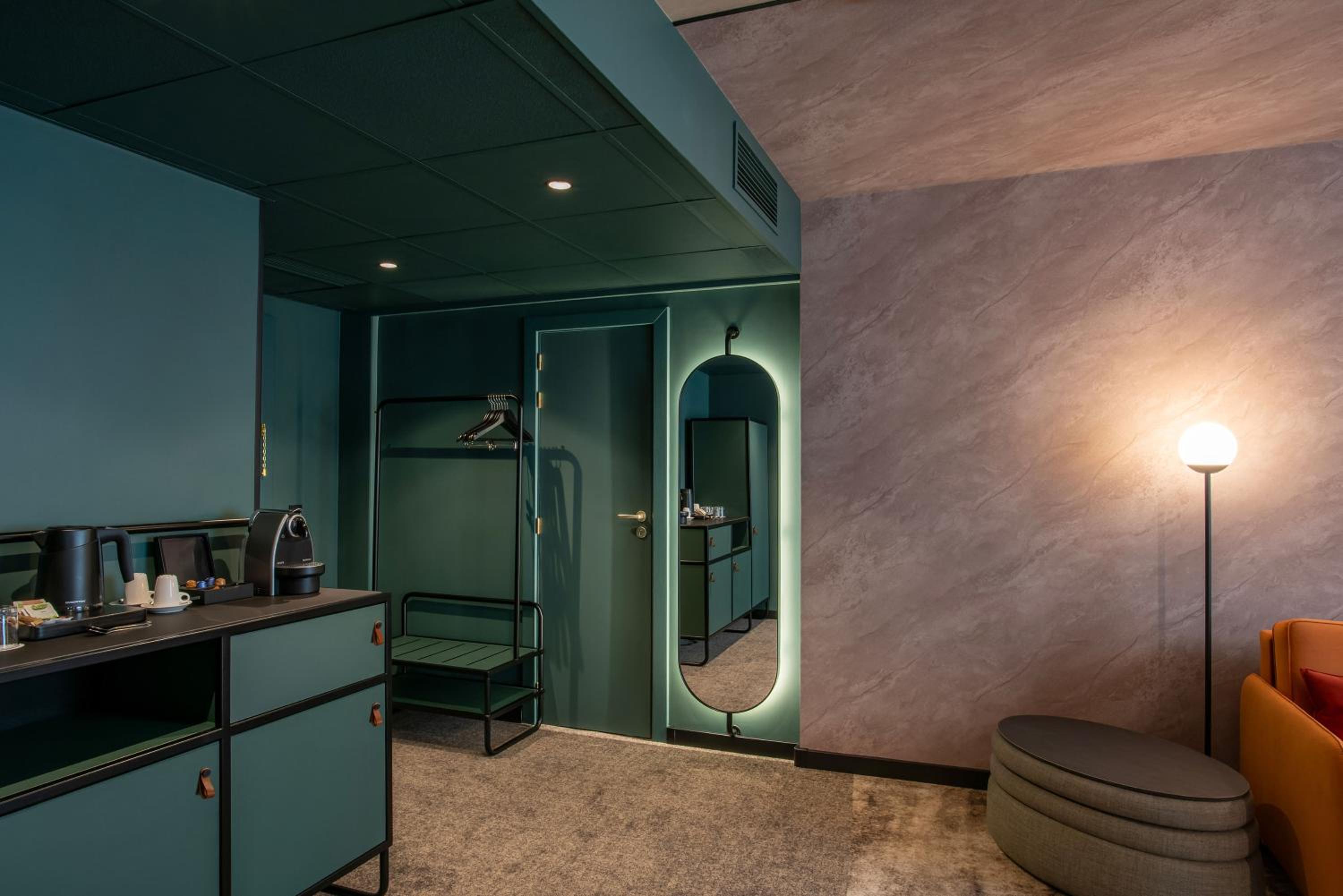 Executive Suite with Double Bed and Sofa Bed