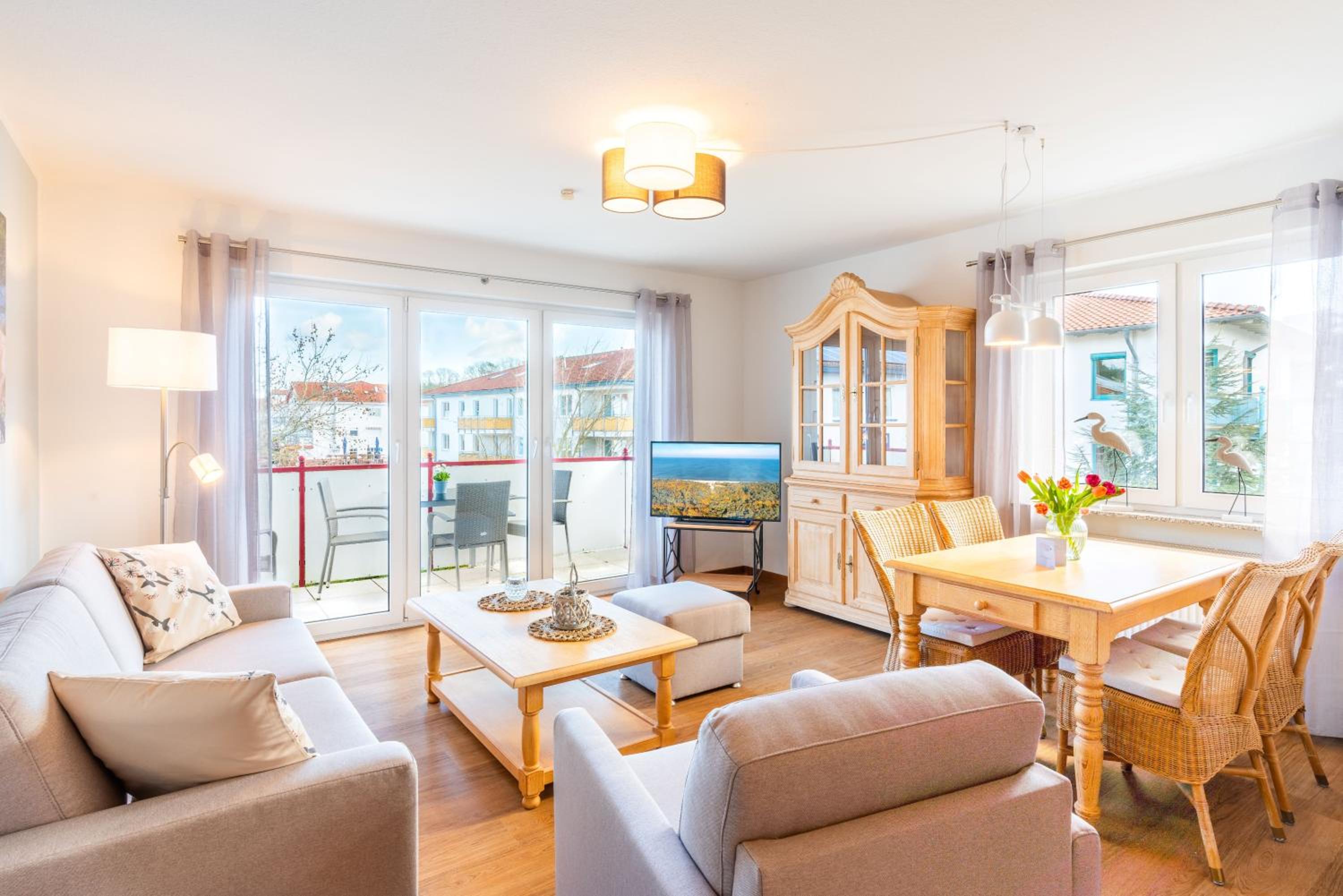 Standard One-Bedroom Apartment with Balcony photo 1