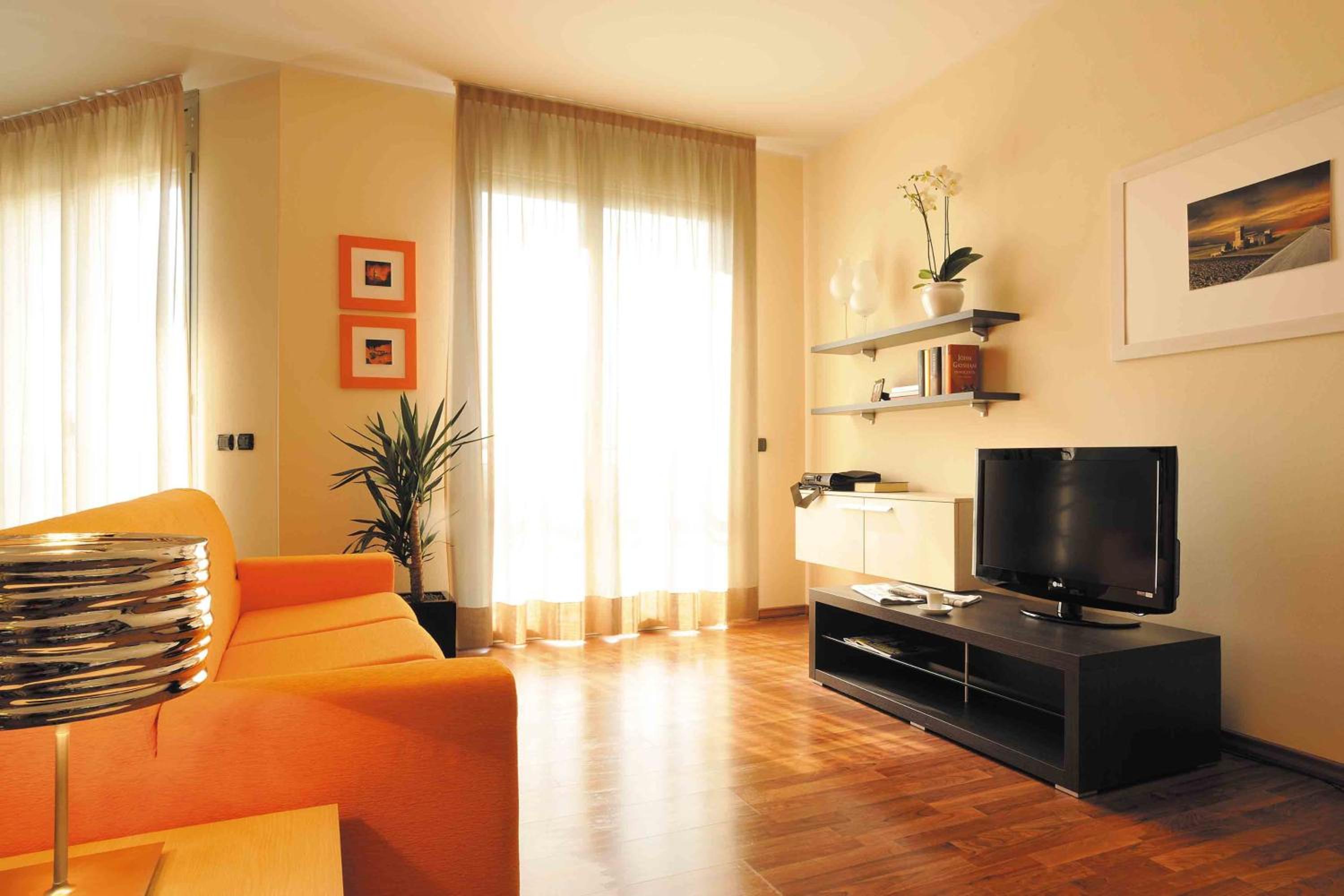 Deluxe Room (2 Adults + 1 Child) photo 3