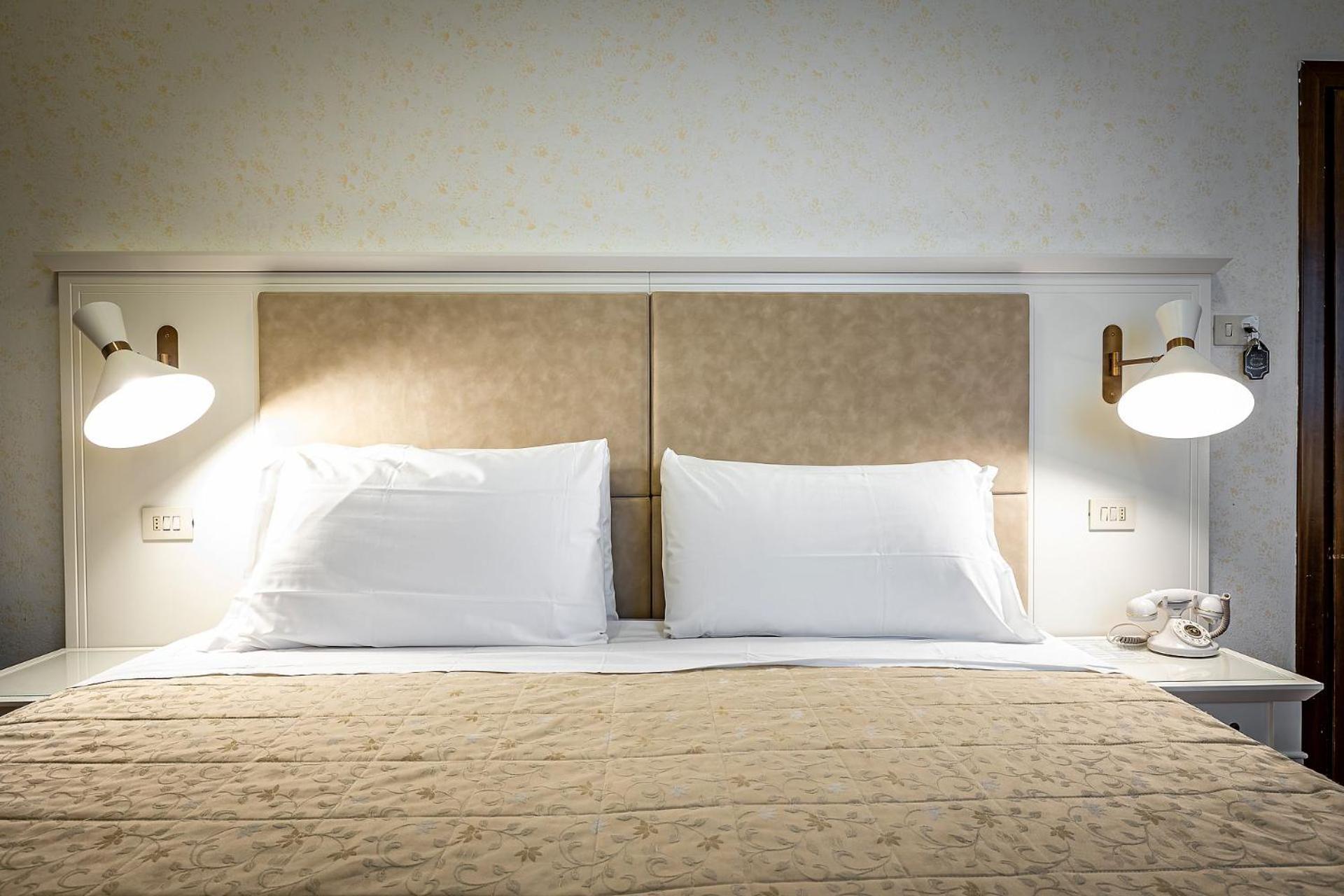 Double Room - Photo 31