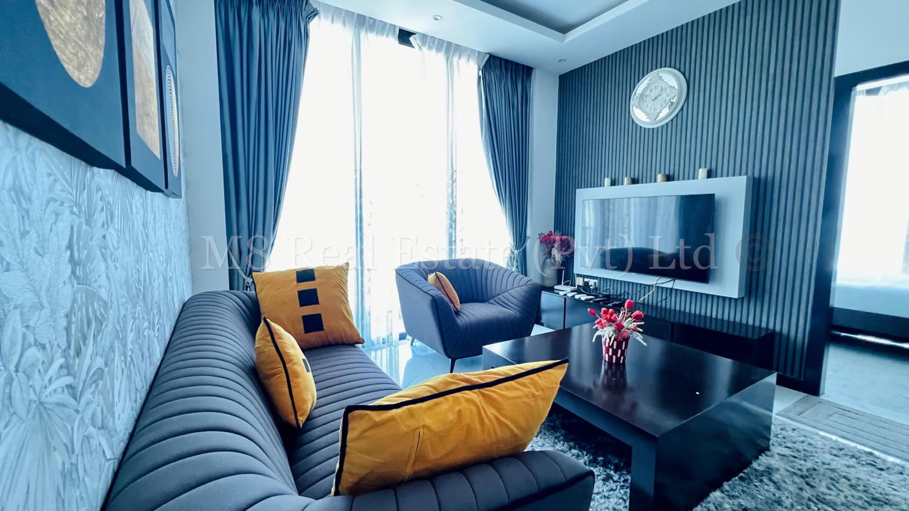 One-Bedroom Apartment With Balcony And Sea View photo 2