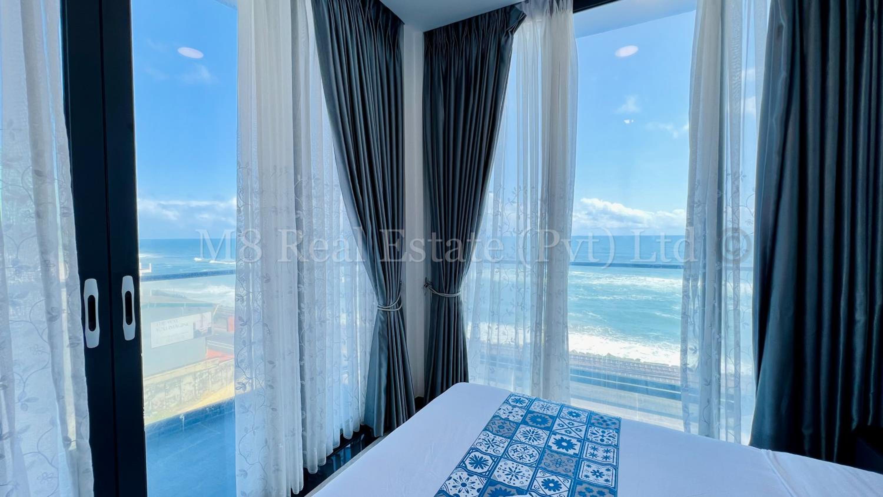 One-Bedroom Apartment With Balcony And Sea View photo 1