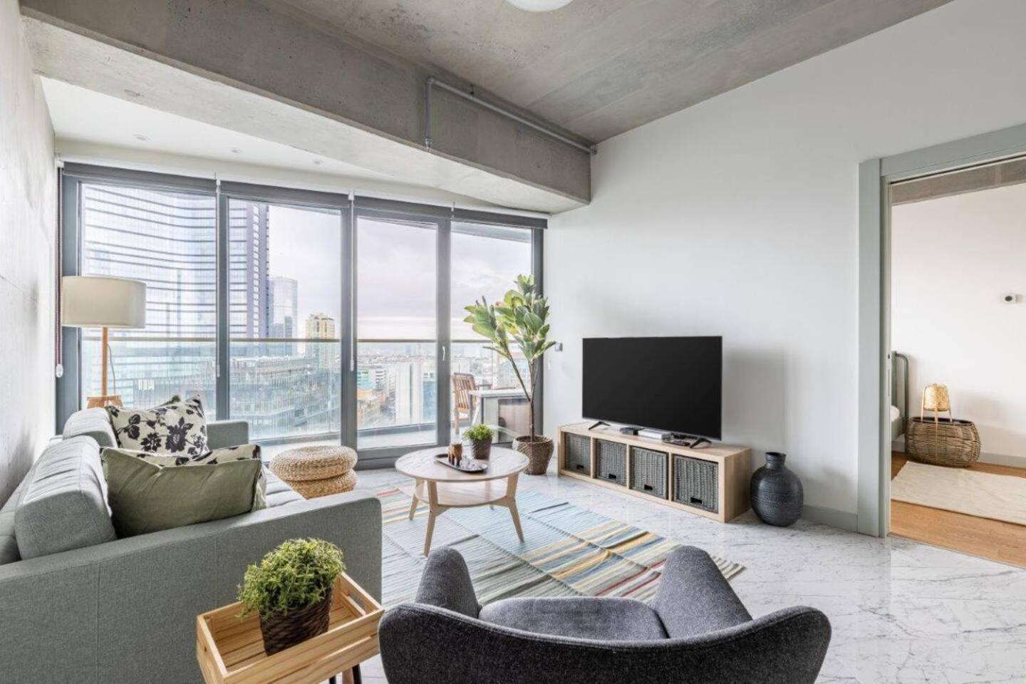 Apartment photo 1