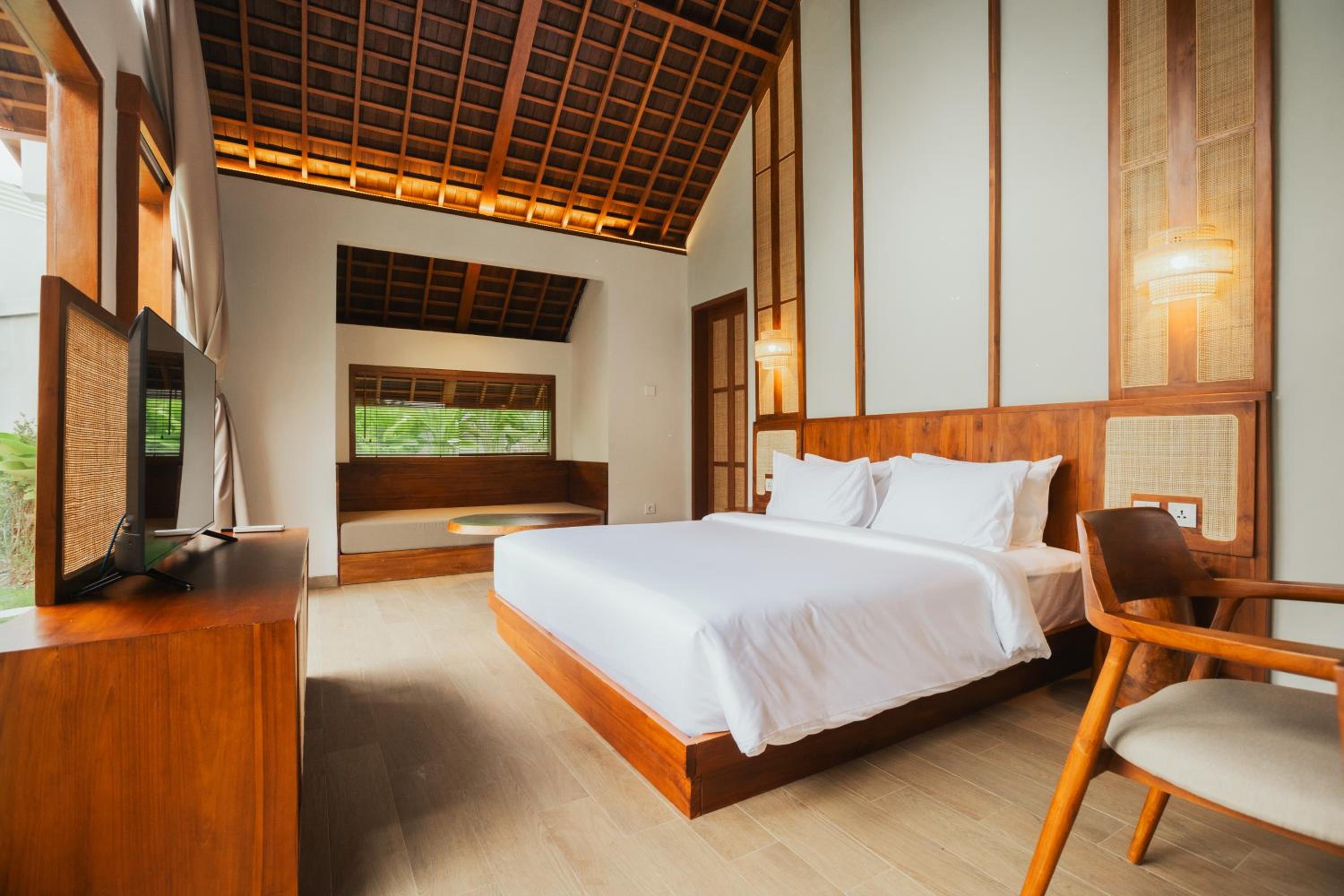 Two-Bedroom Villa with Forest View - Photo 27