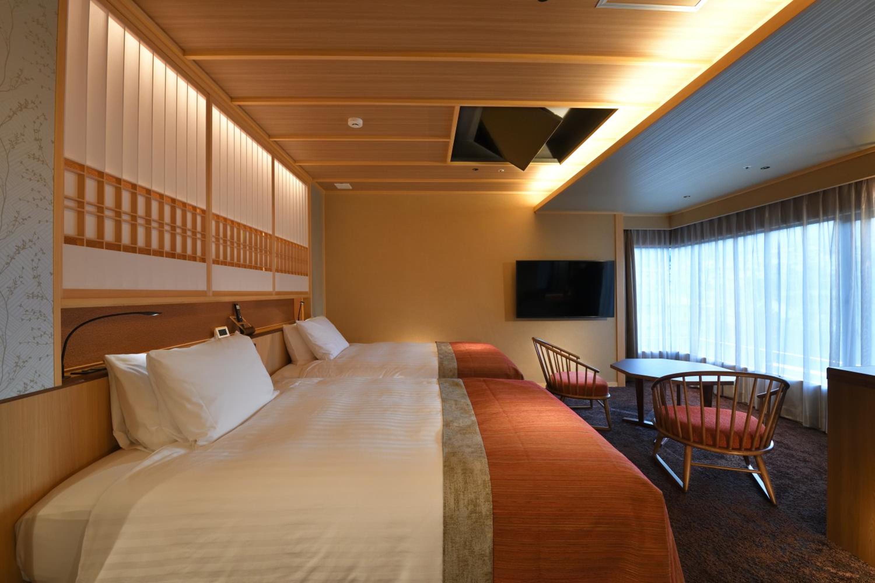 Corner Suite with Open Air Bath