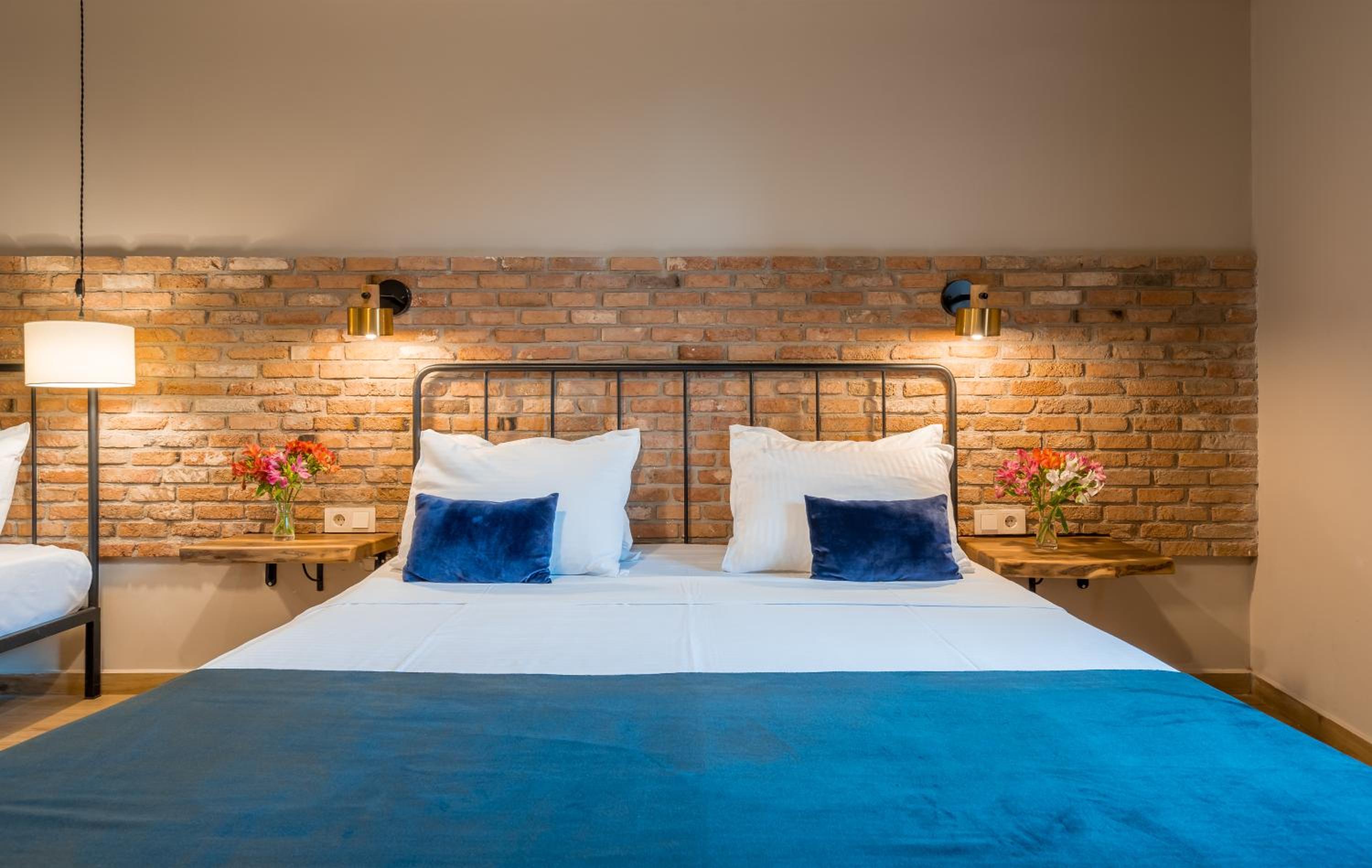 Classic Triple Room - Photo 7