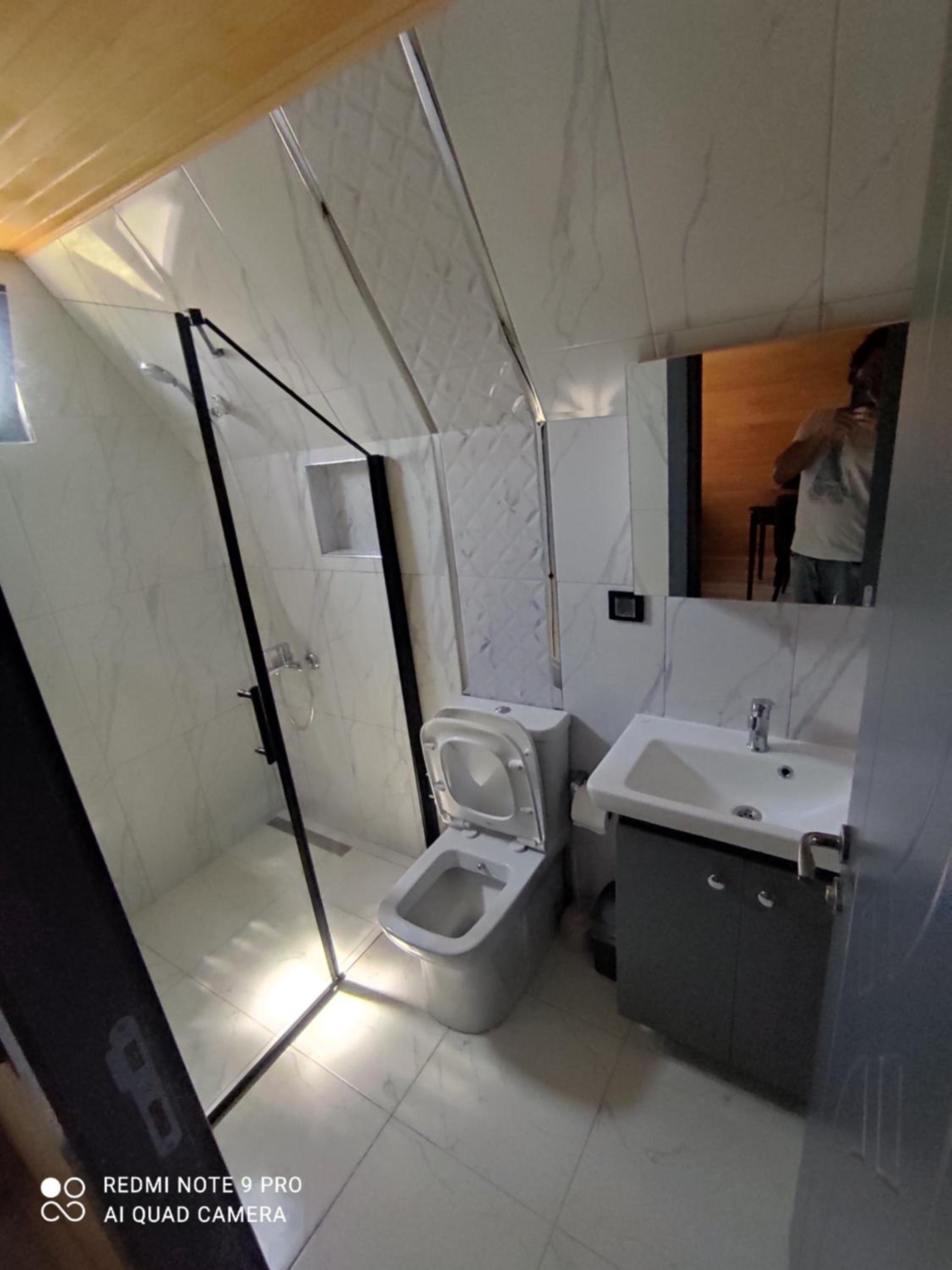 One-Bedroom House photo 2